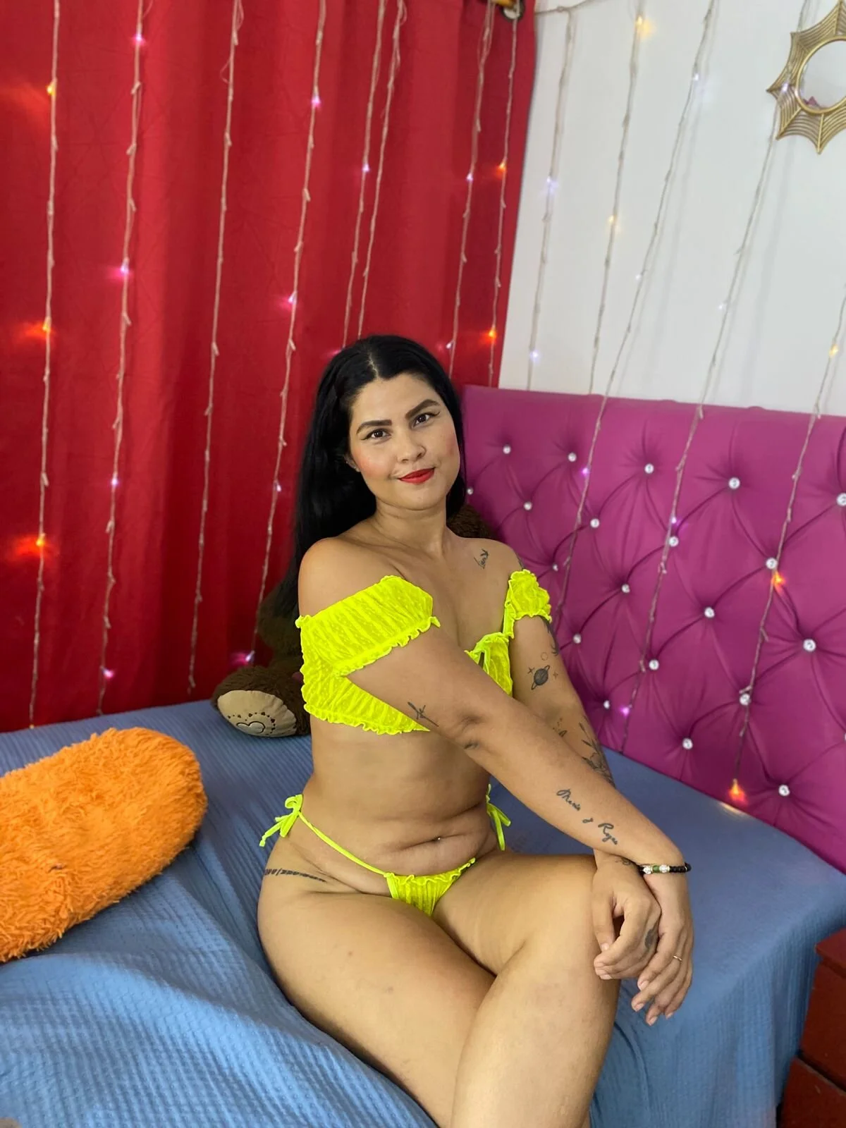 XXX Porn Photo of Nude AishaAmin_ 33