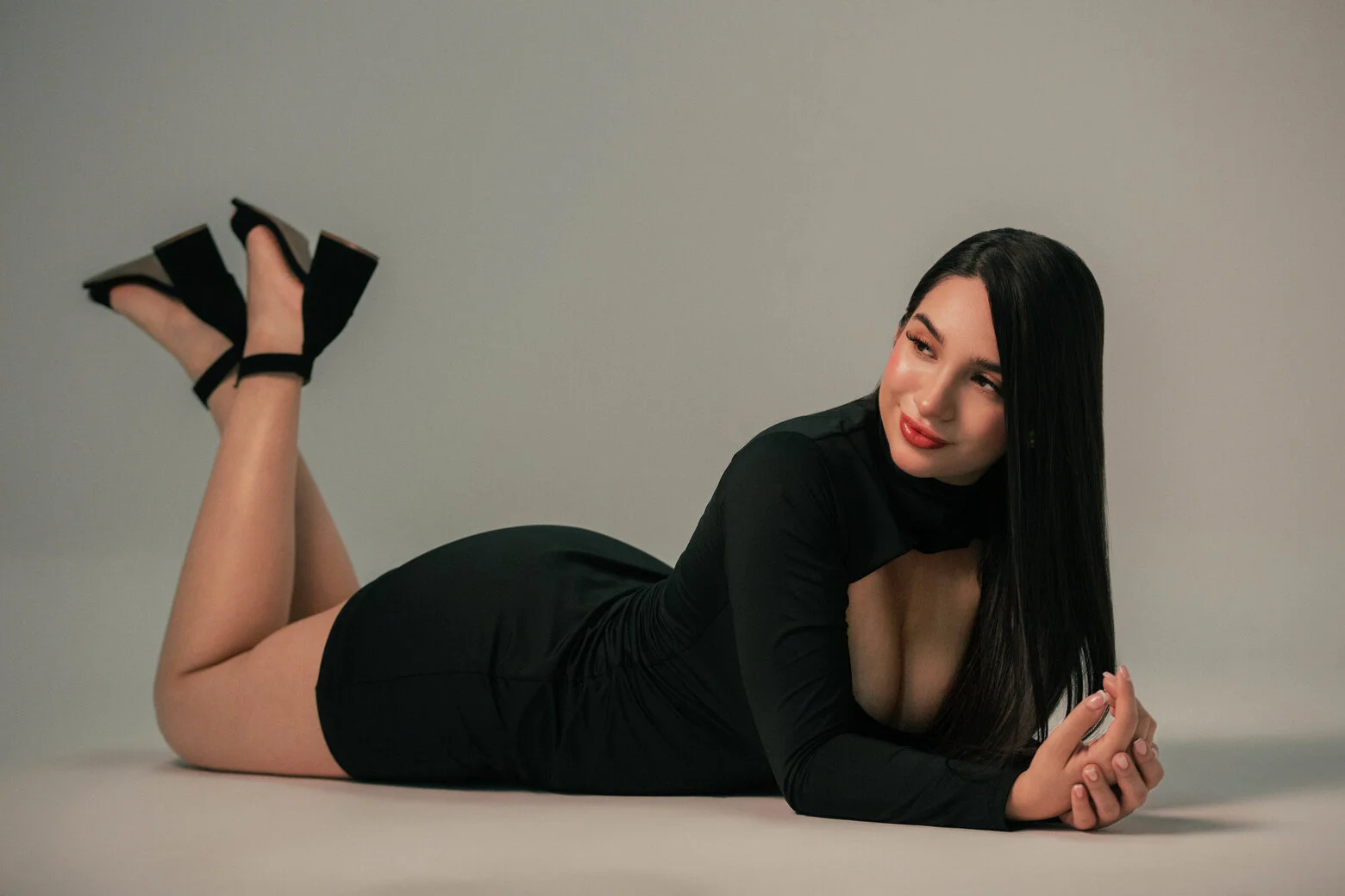 XXX Porn Photo of Nude lyrabellini 13