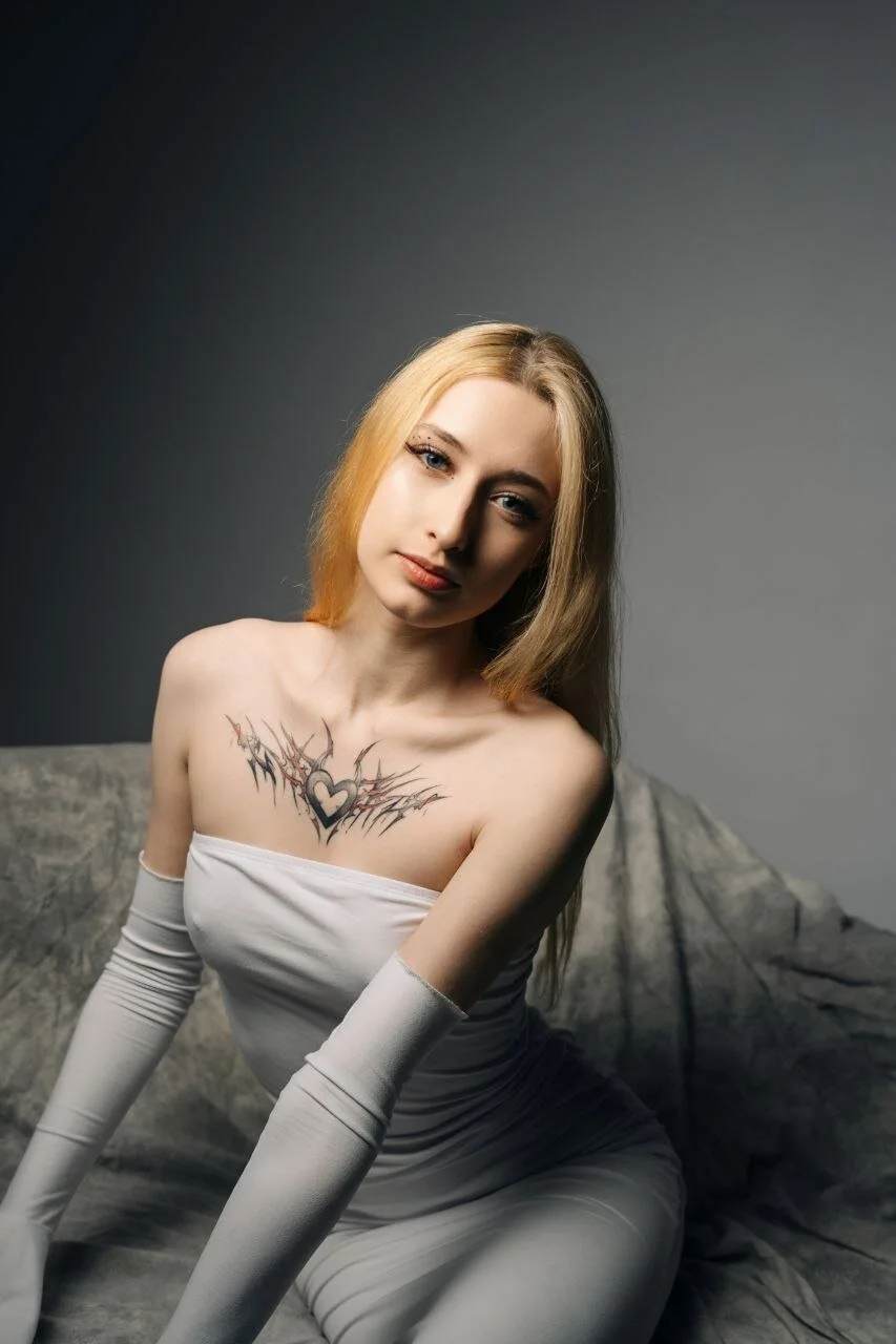 XXX Porn Photo of Nude Emma_Willson 10