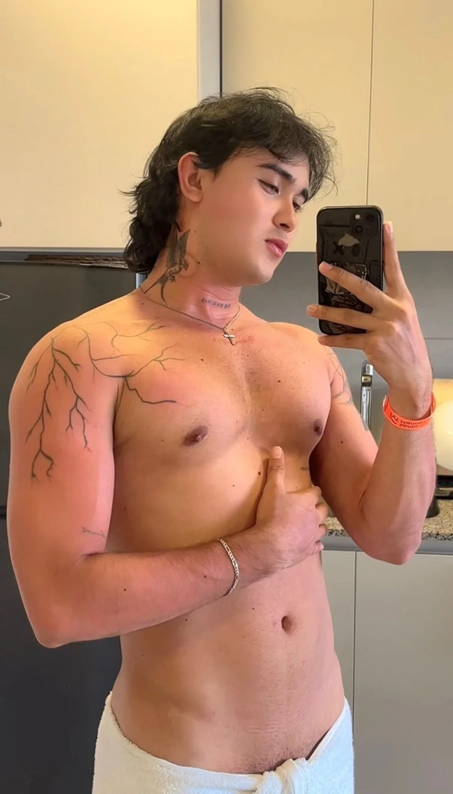 XXX Porn Photo of Nude ithan_beaker_22 3