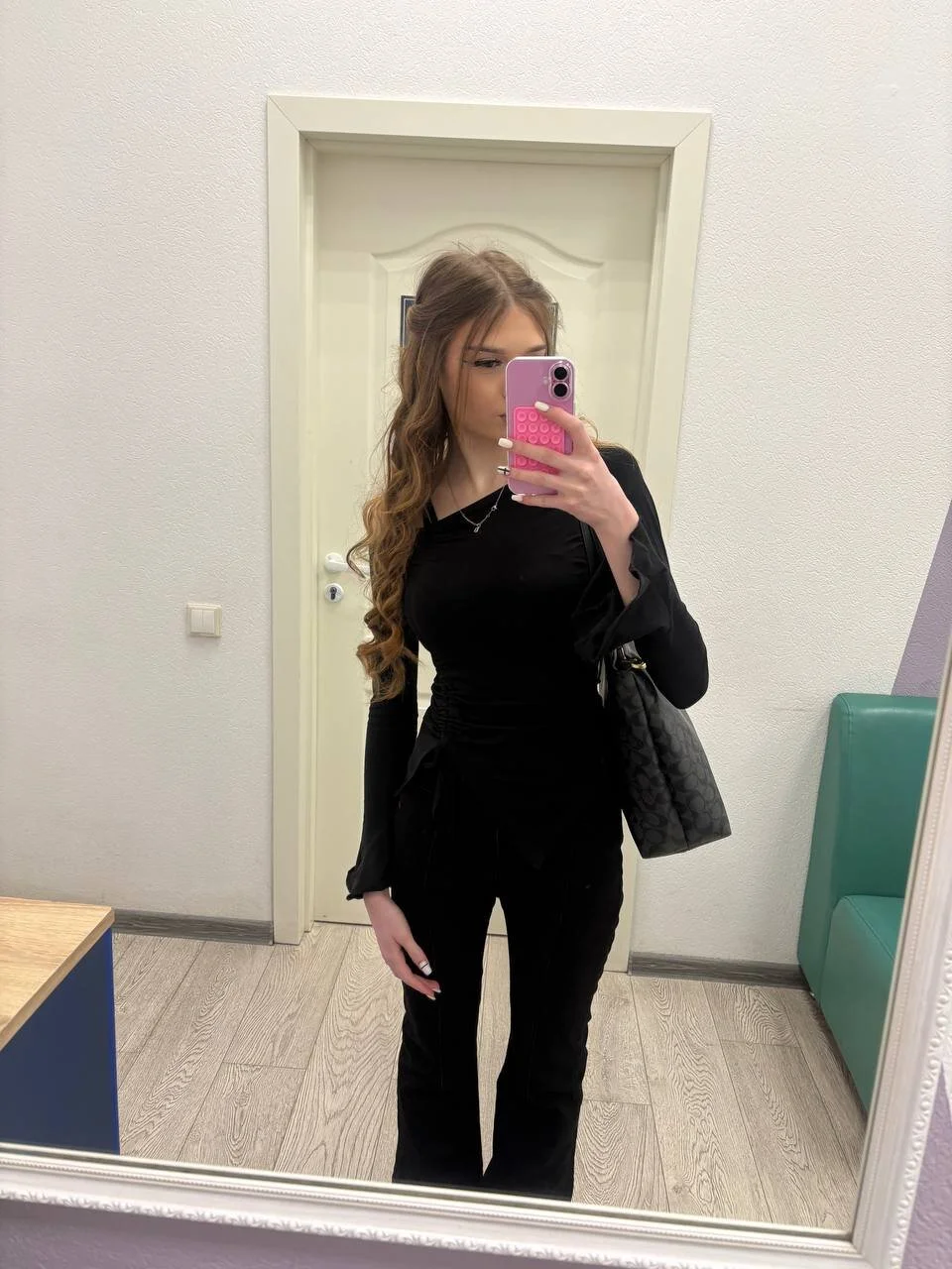 XXX Porn Photo of Nude urcutiebunnyy 7