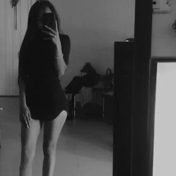 XXX Porn Photo of Nude Littlee_lollii 3