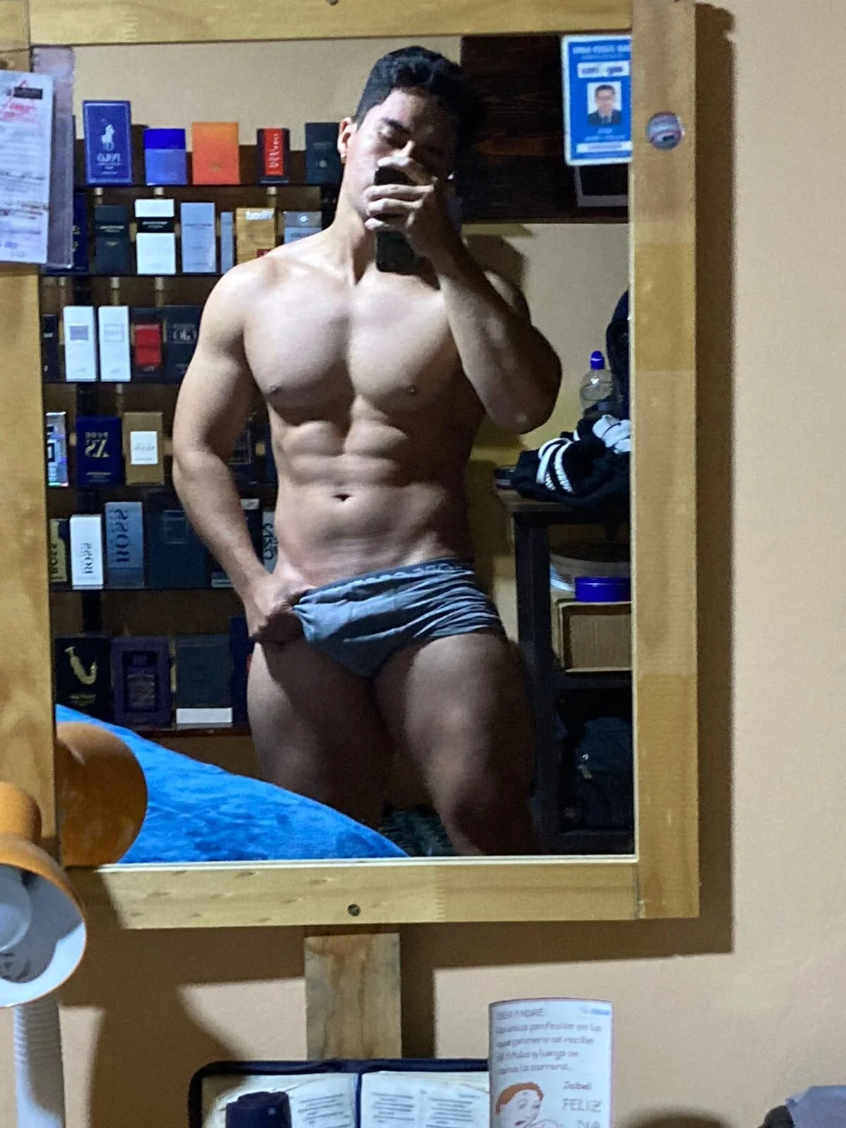 XXX Porn Photo of Nude Brad_Summer 24