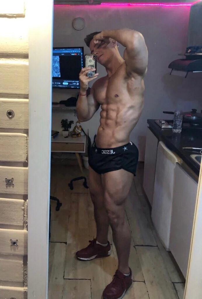XXX Porn Photo of Nude AdanXanders 16
