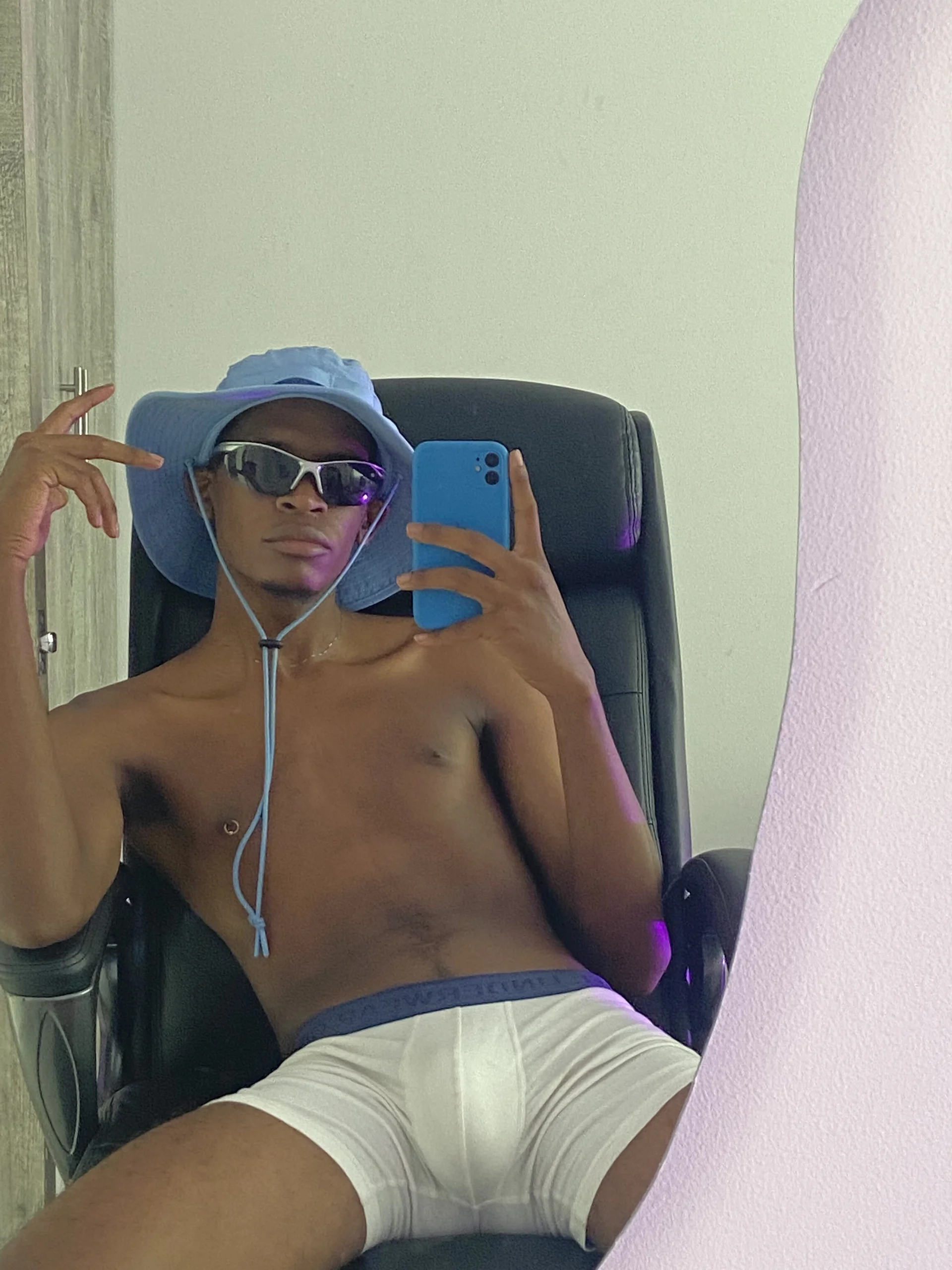 XXX Porn Photo of Nude Harry_Jasoon 15