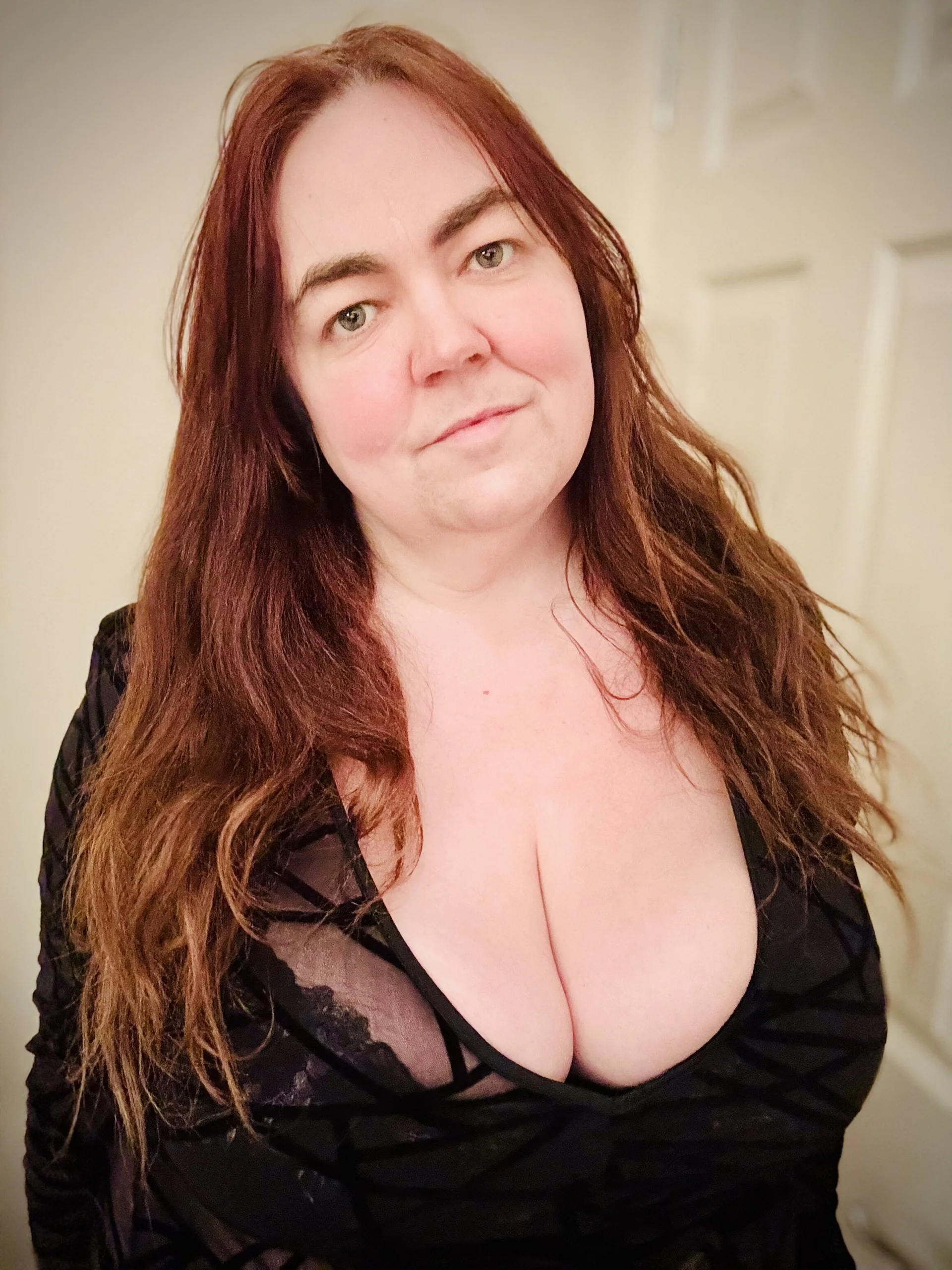 XXX Porn Photo of Nude curvy-milf-abbie 1