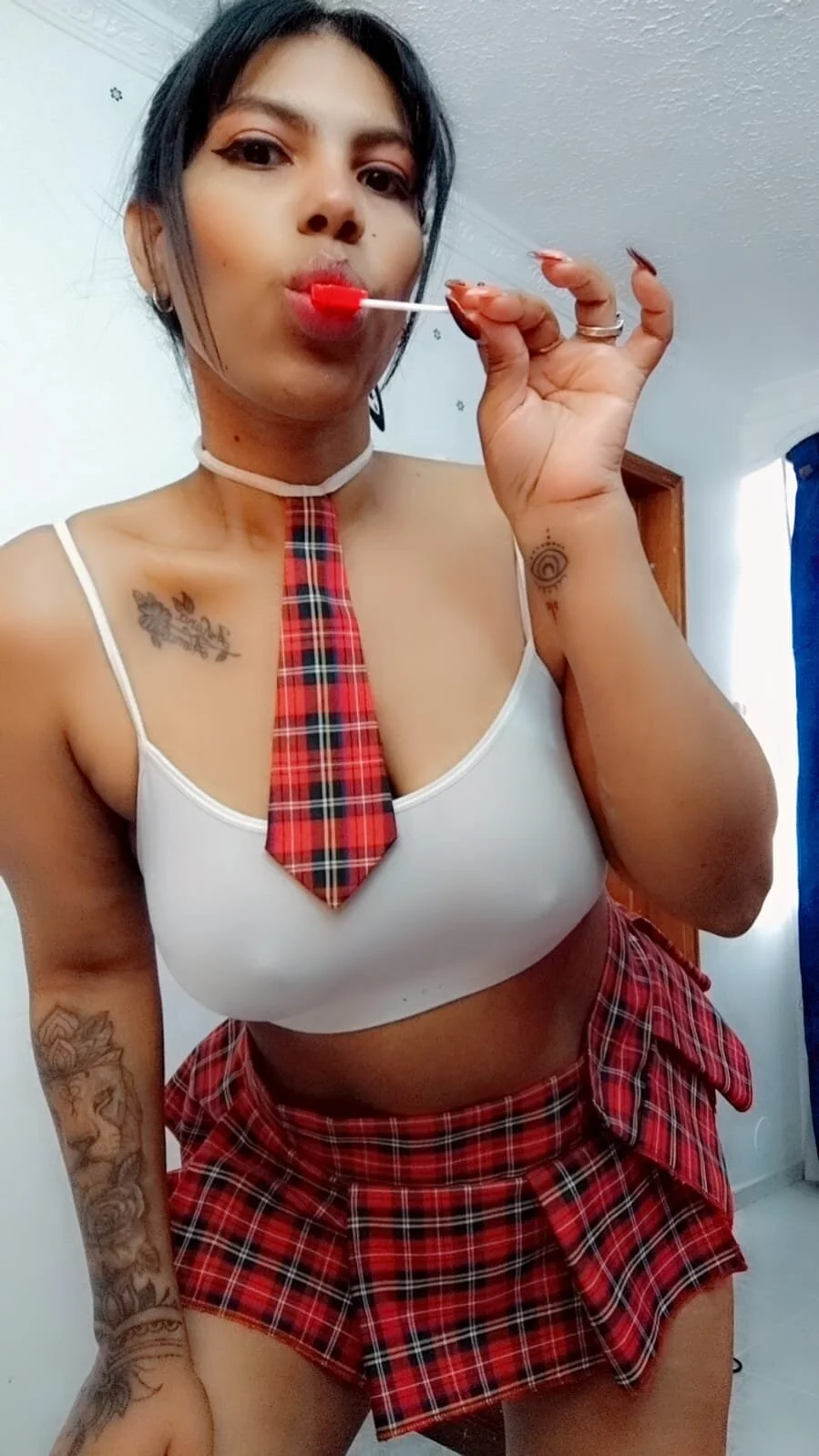 XXX Porn Photo of Nude LADYSLAVEXXX 17
