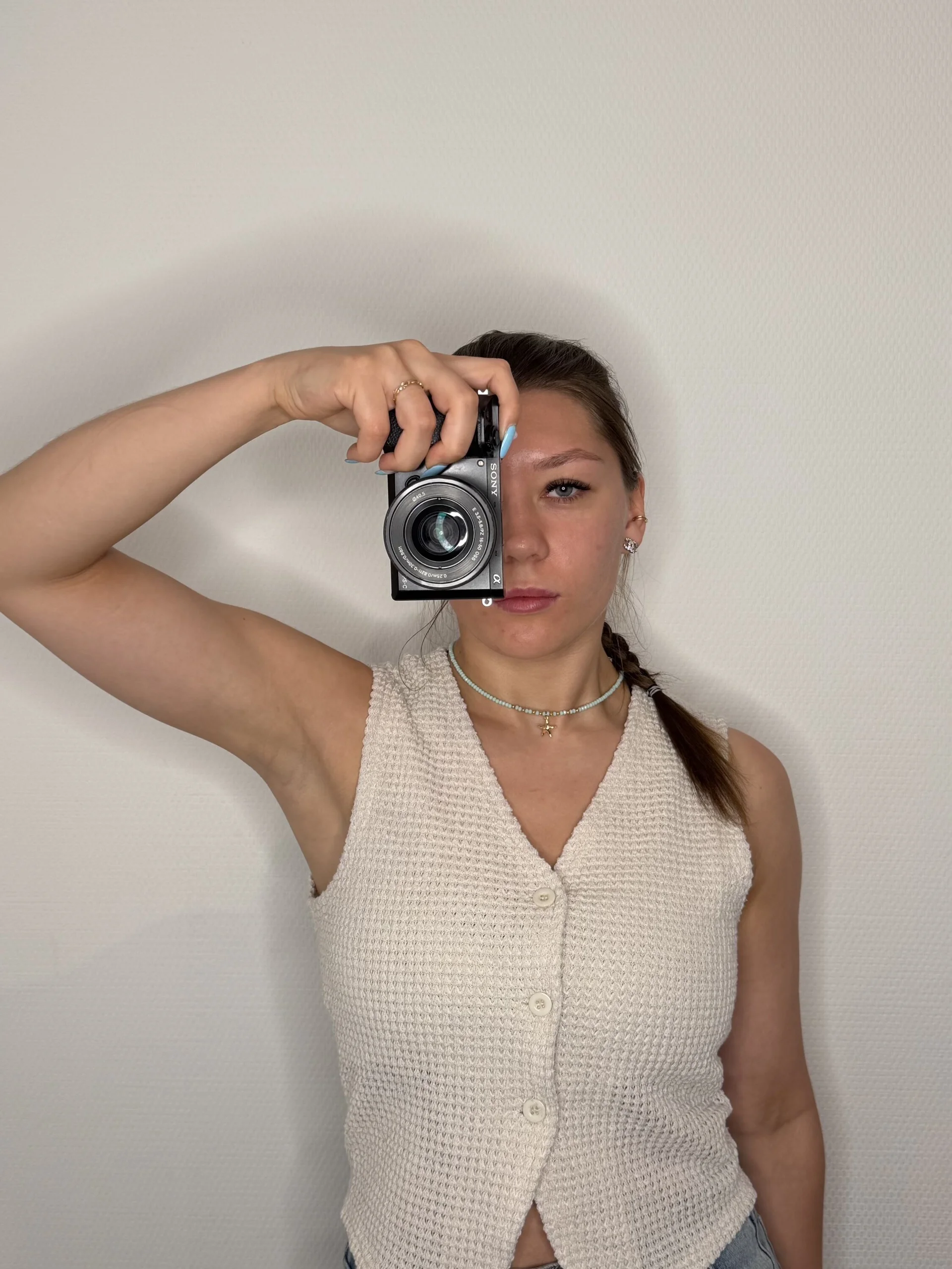 XXX Porn Photo of Nude CarlitaThomley 2