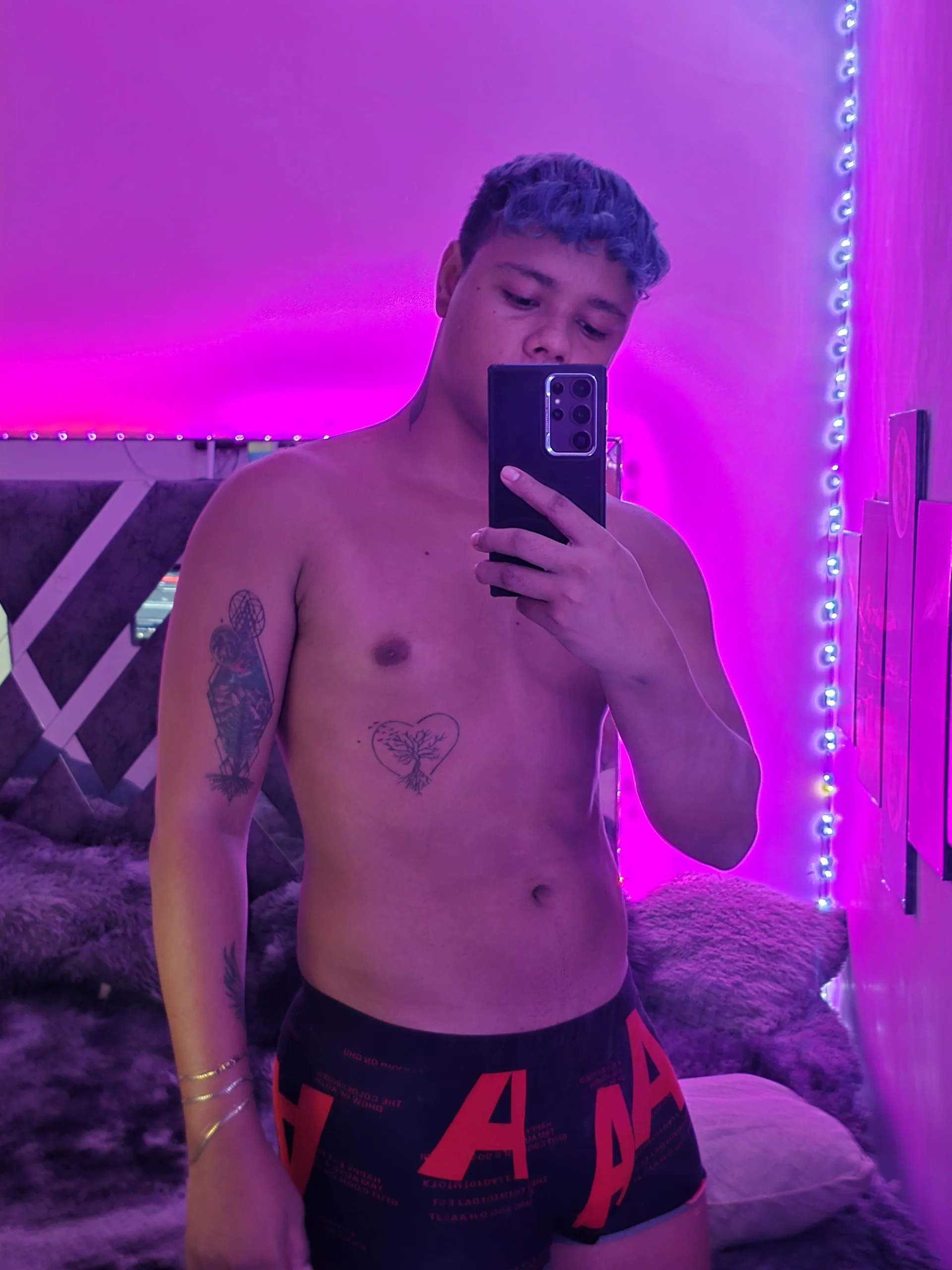 XXX Porn Photo of Nude Robertmiller21 3