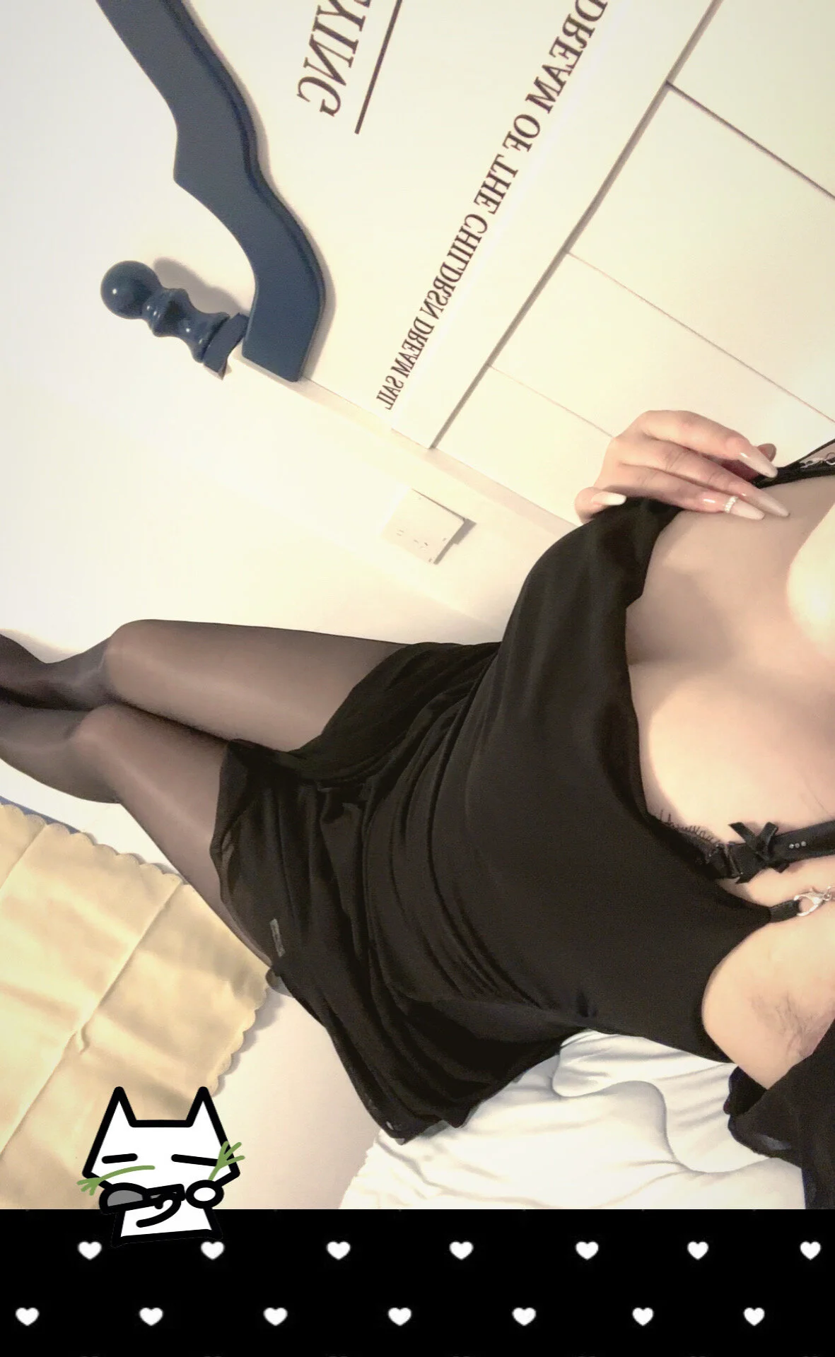 XXX Porn Photo of Nude nailong66 3