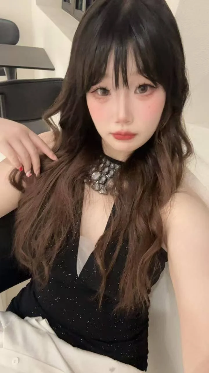 XXX Porn Photo of Nude qiqi-172cm 2