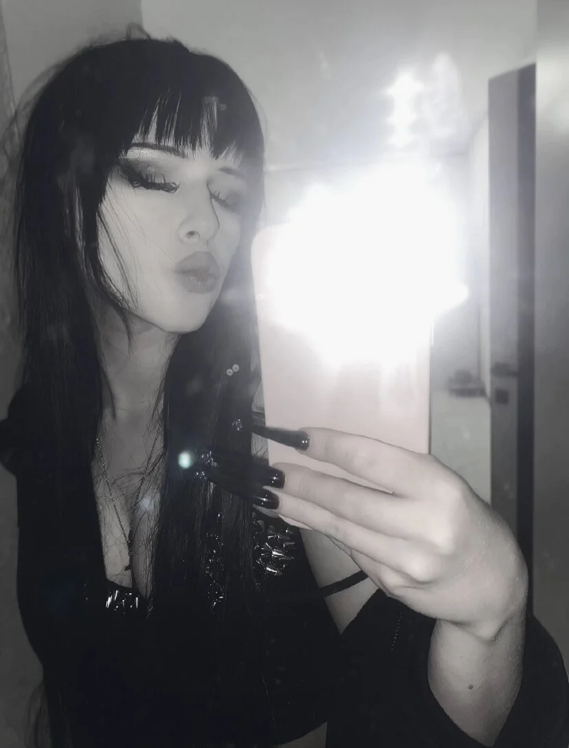 XXX Porn Photo of Nude emotyan 4