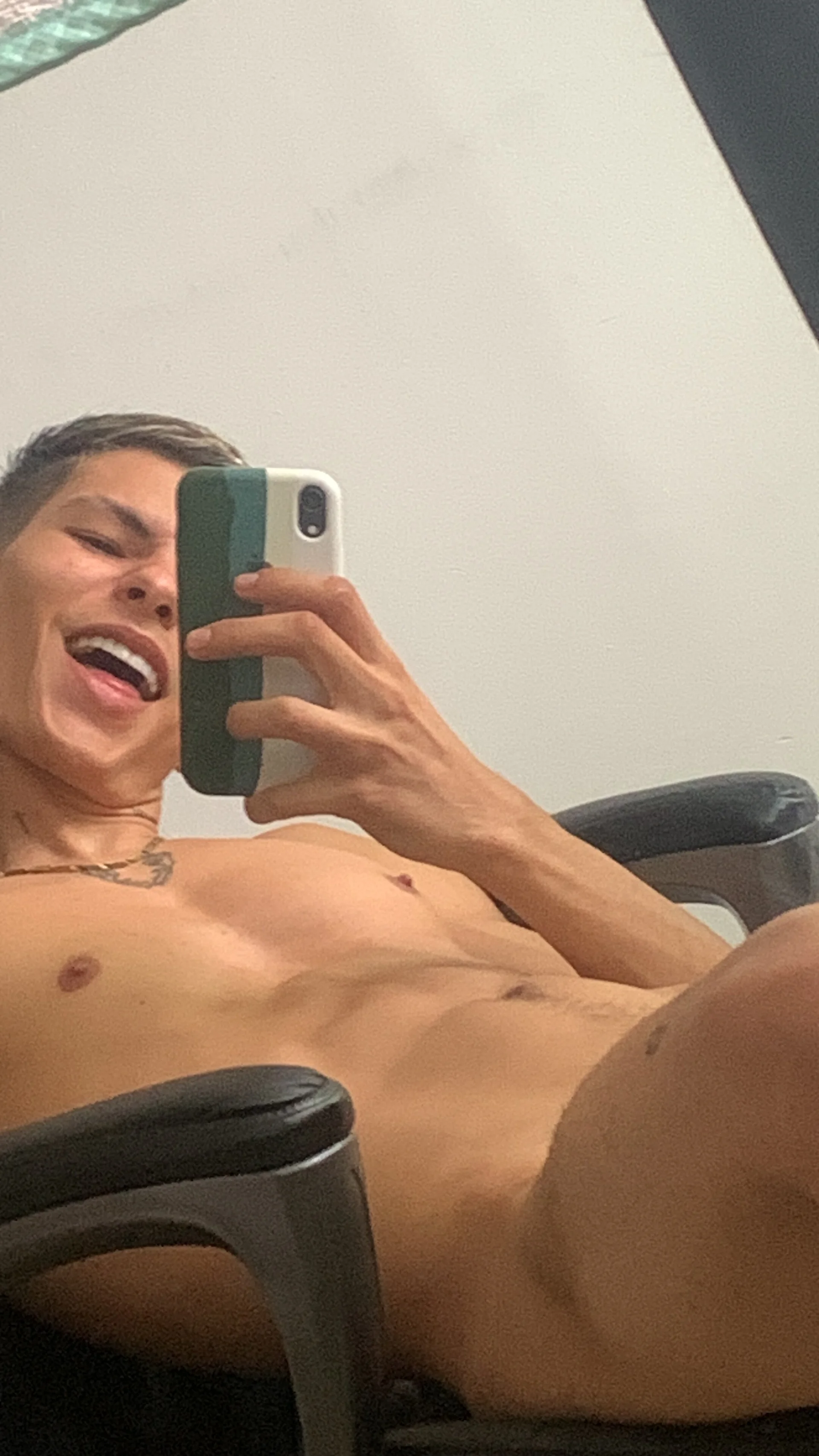 XXX Porn Photo of Nude harrisoncuper 10