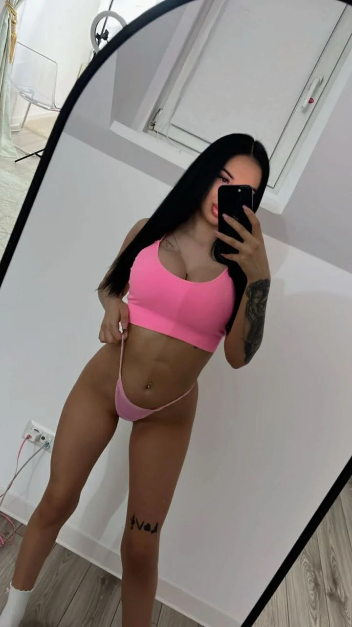 XXX Porn Photo of Nude VelmaEvans 21