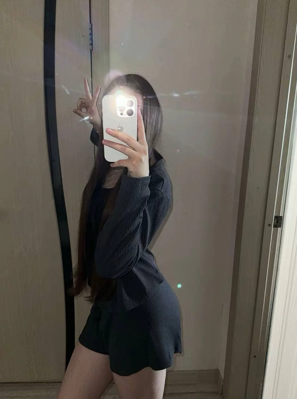 XXX Porn Photo of Nude ChanaEbersol 1