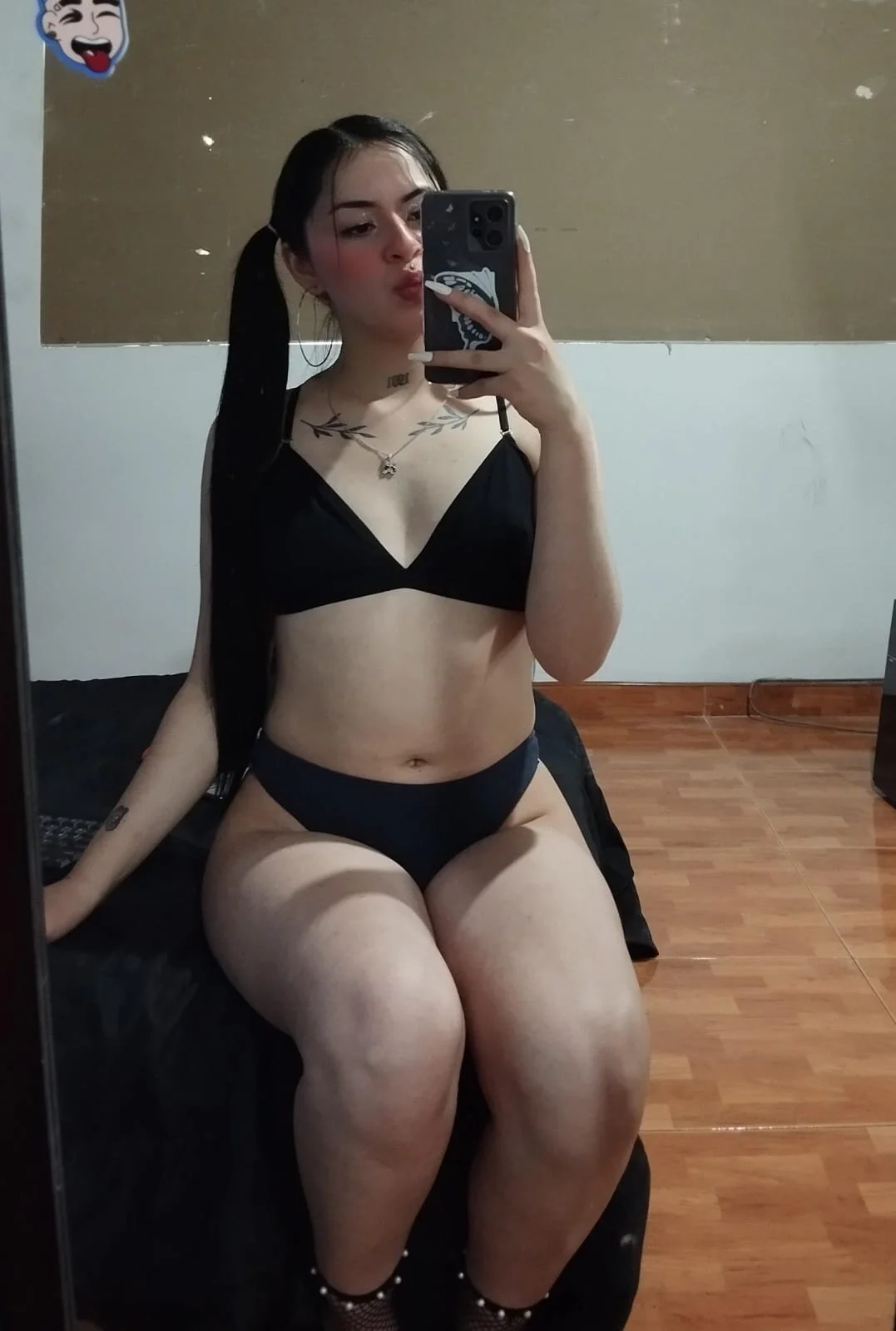 XXX Porn Photo of Nude Emmie_Hot 28