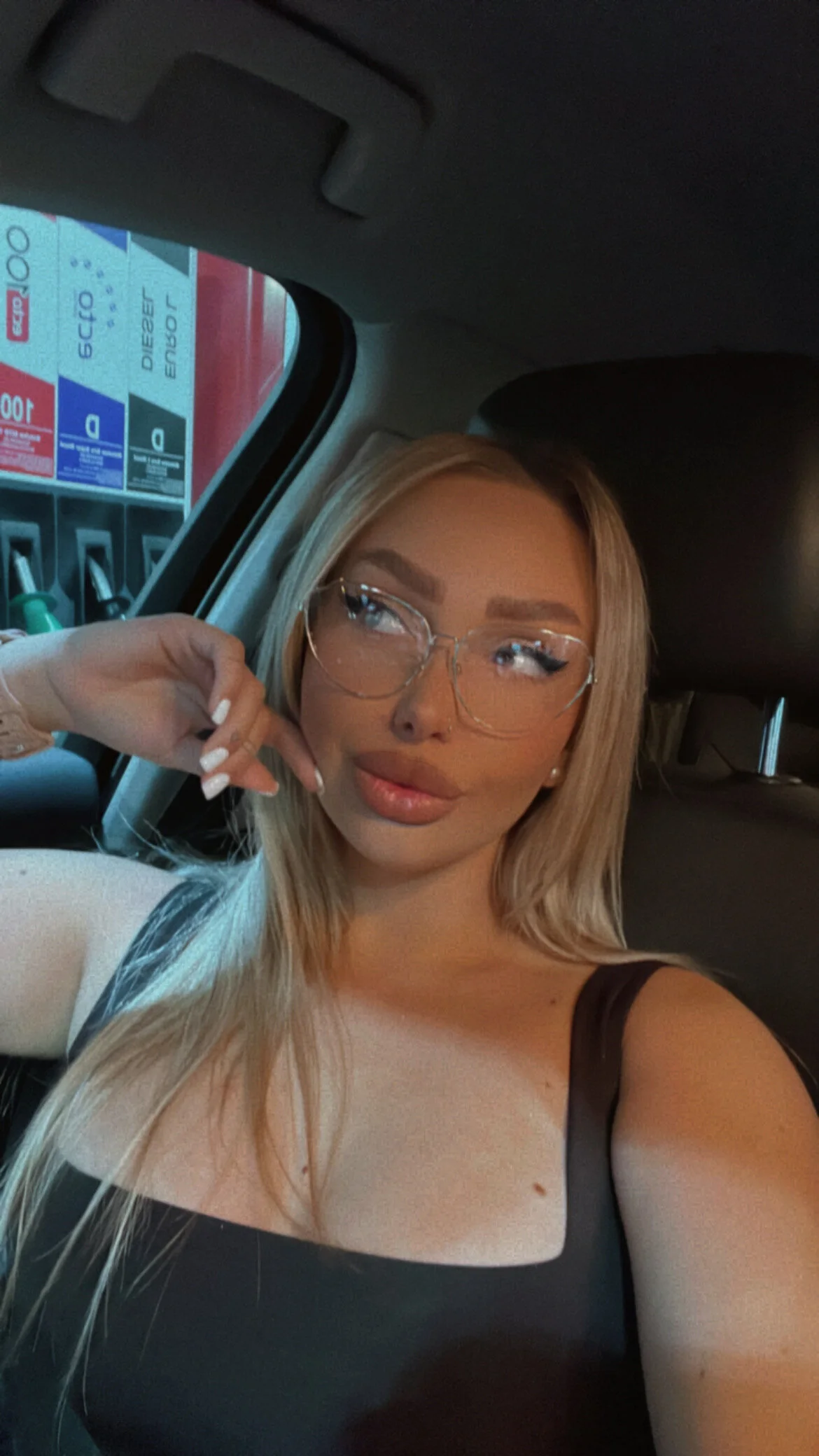 XXX Porn Photo of Nude AnnaMaee 17