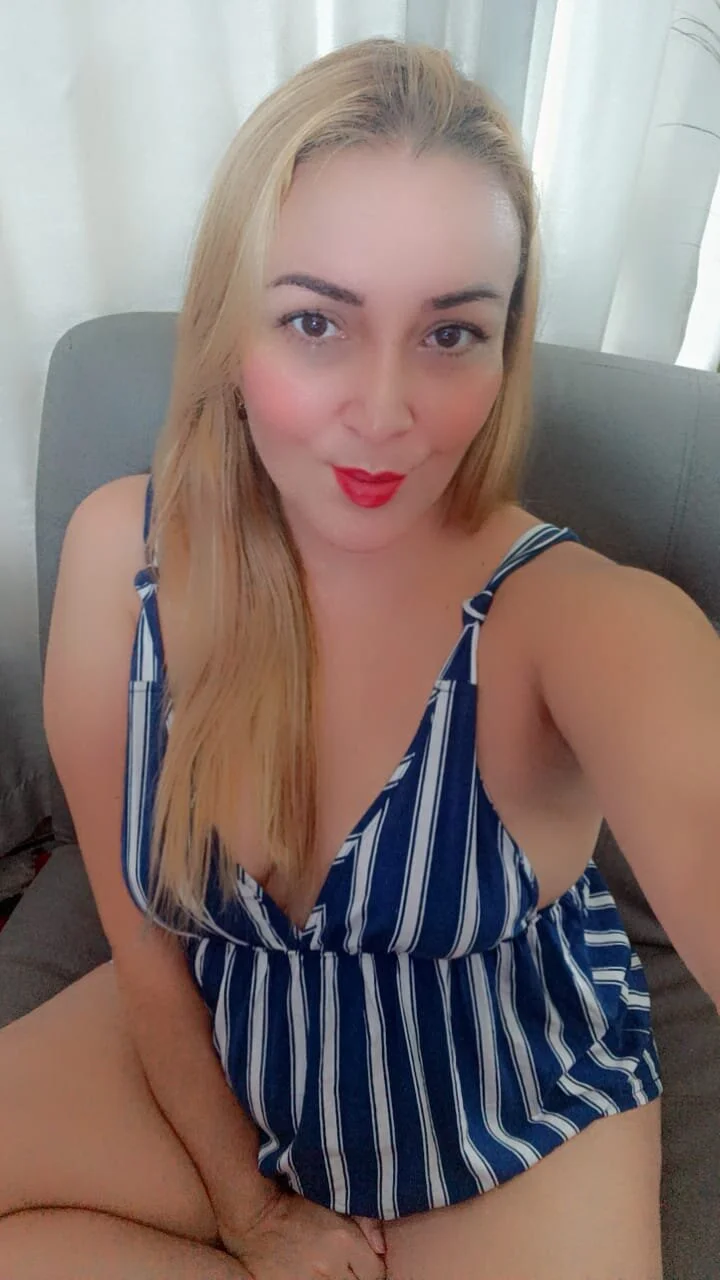 XXX Porn Photo of Nude adriana_p25 37