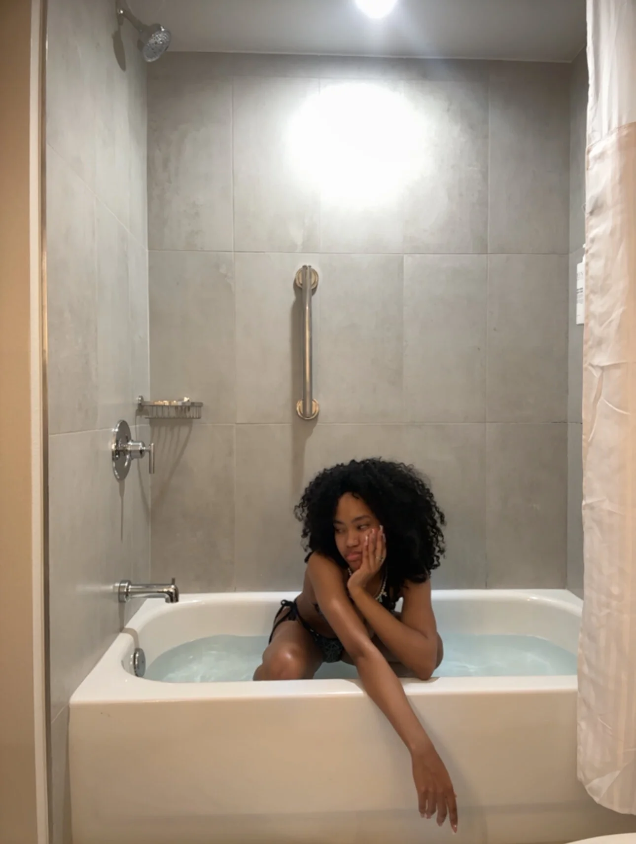 XXX Porn Photo of Nude lifeoftt_19xx 666