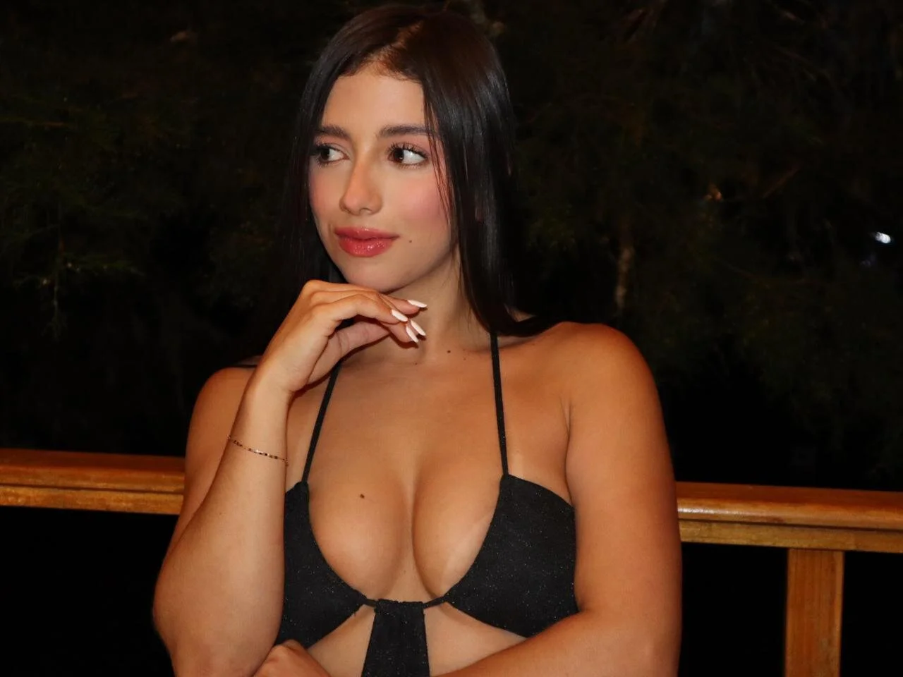 XXX Porn Photo of Nude Vahl_- 14