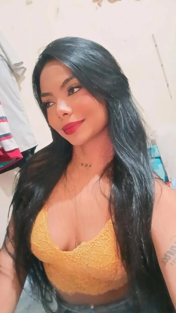 XXX Porn Photo of Nude ElectraCurly 1