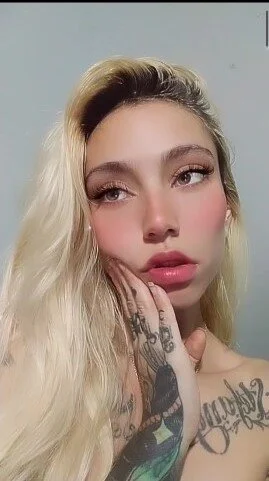 XXX Porn Photo of Nude Saucy_Jenn 4