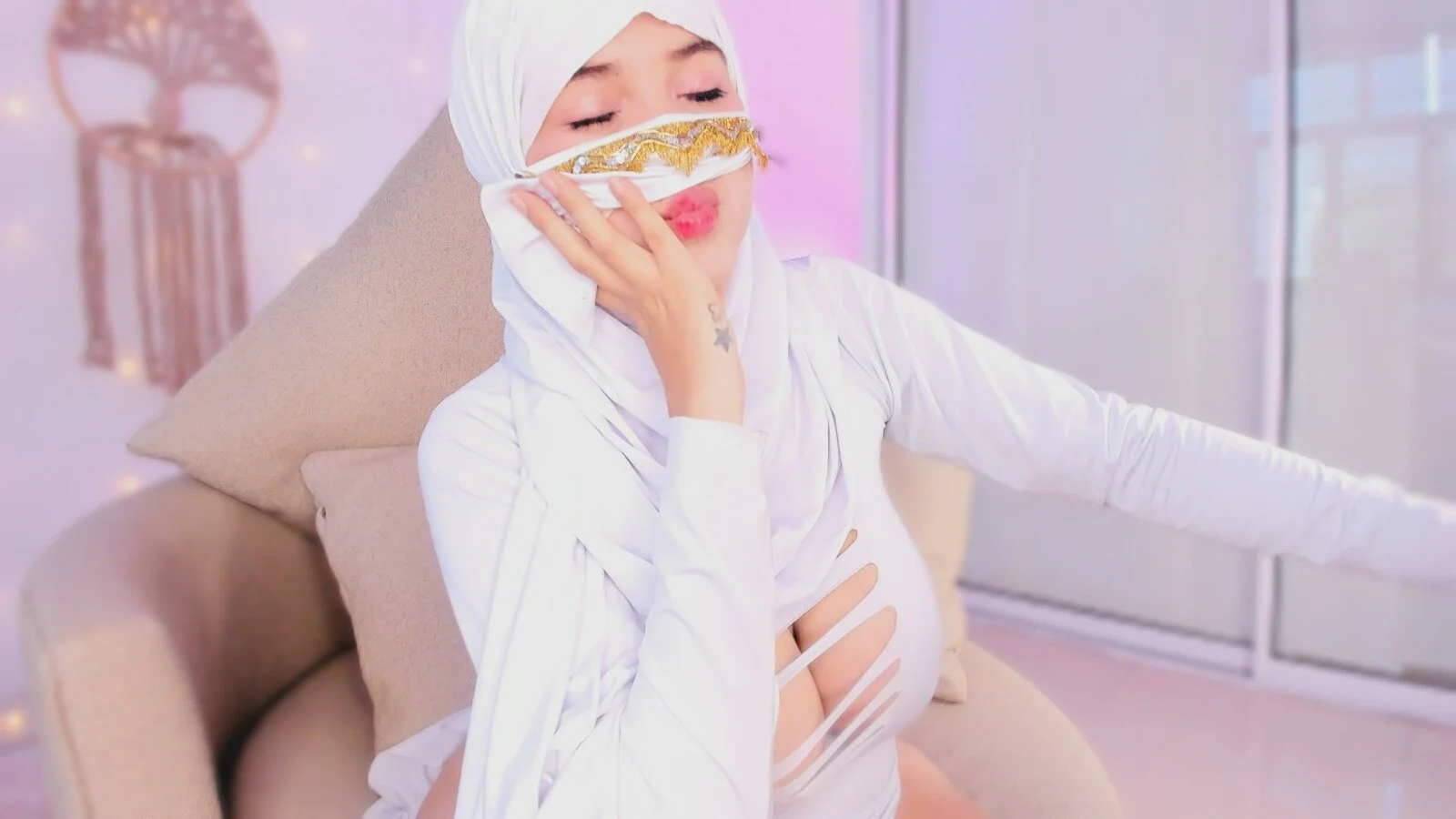 XXX Porn Photo of Nude salma_isawwii 15