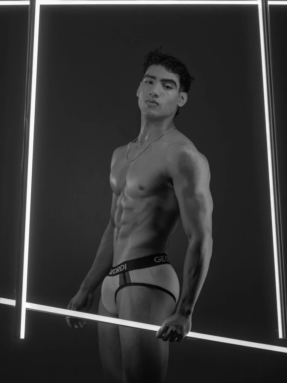 XXX Porn Photo of Nude TianBrooks 3