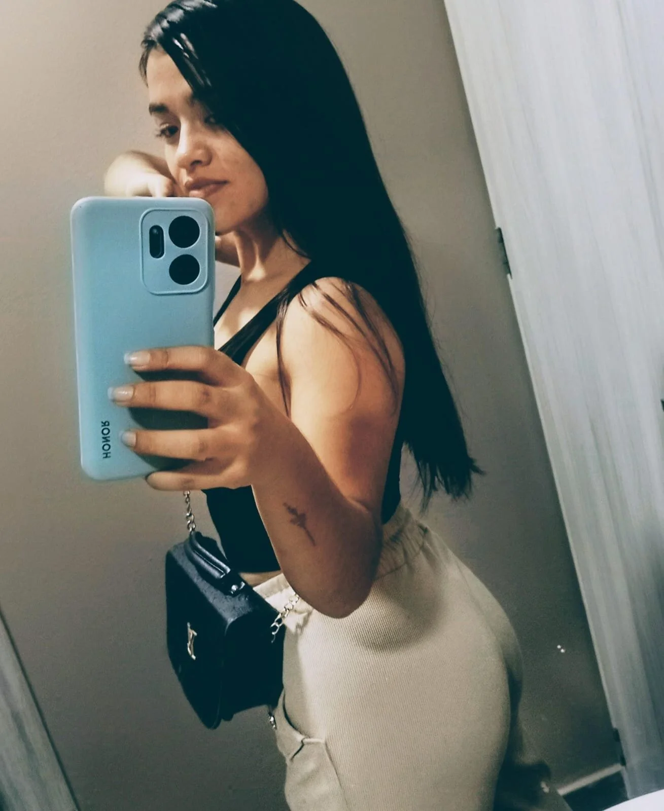 XXX Porn Photo of Nude scarleth_ray 2
