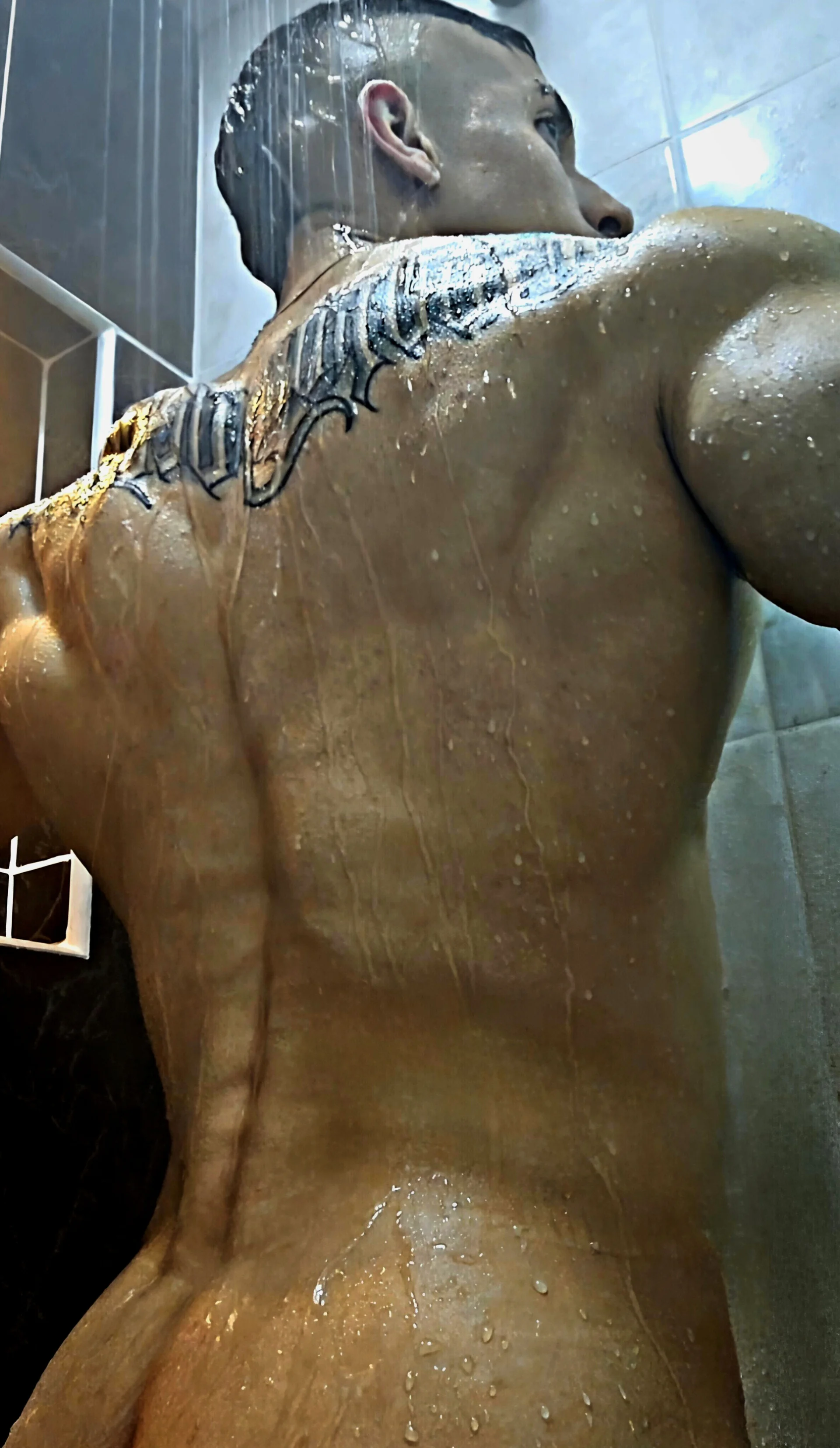 XXX Porn Photo of Nude Angelo_Varek 1