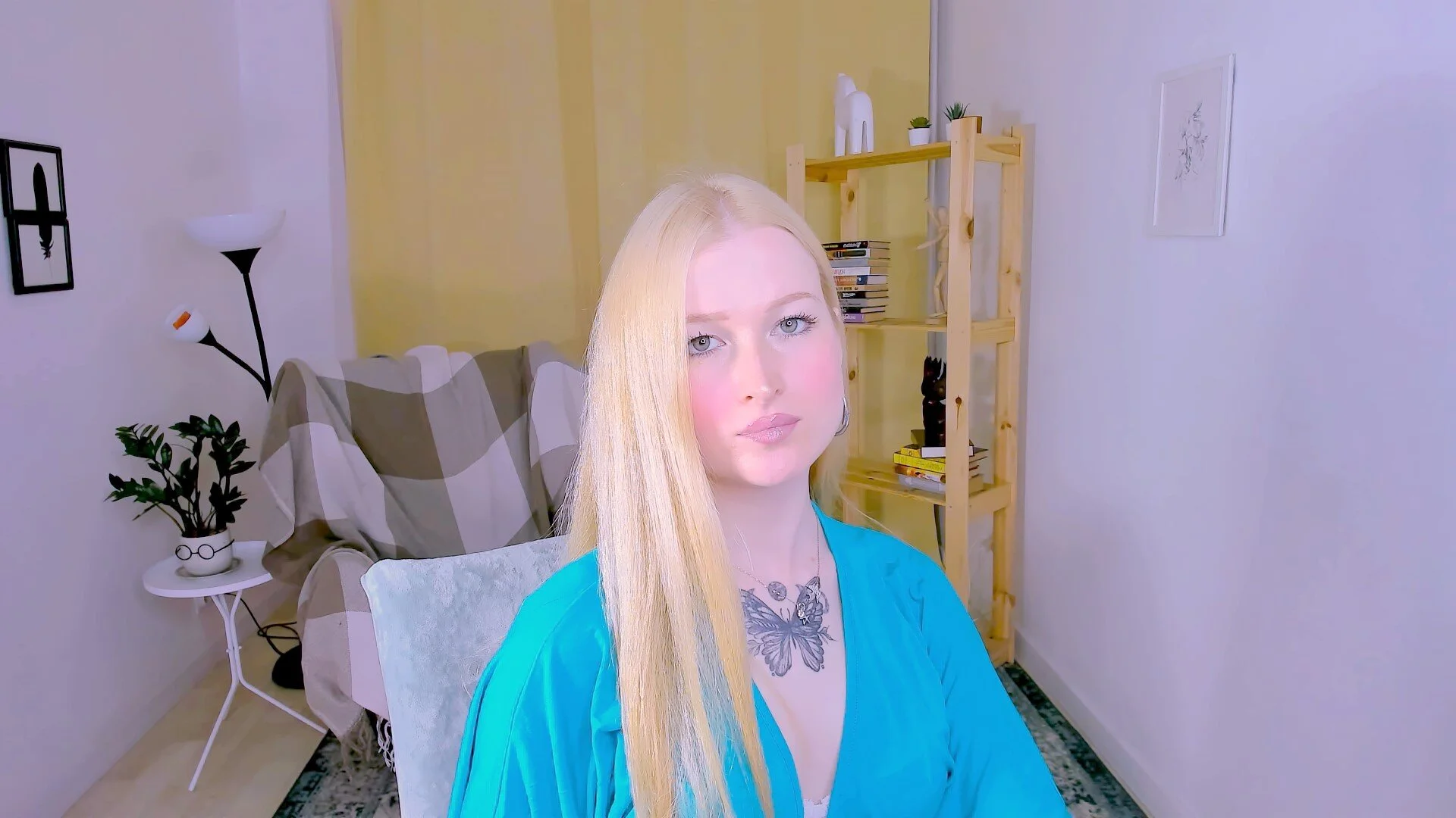 XXX Porn Photo of Nude Laly_Peach 10