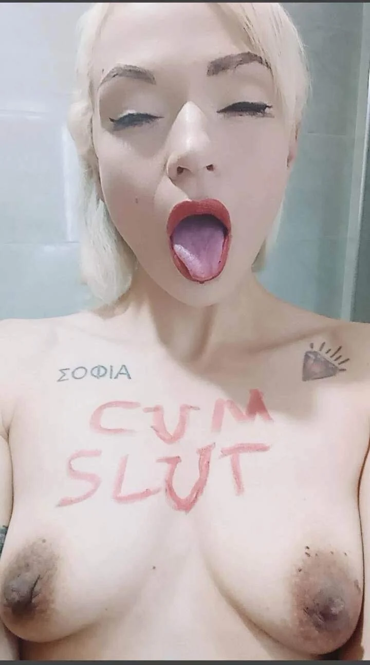 XXX Porn Photo of Nude Cherry_Layne 7