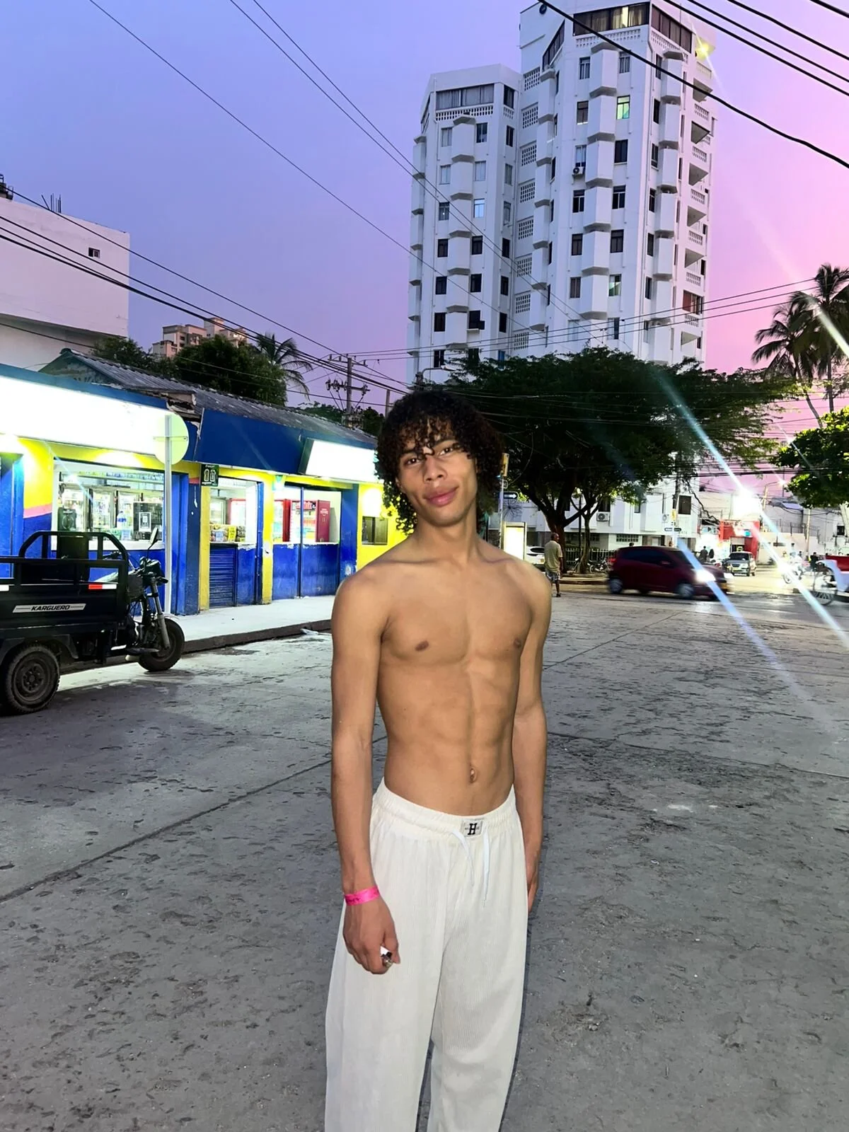 XXX Porn Photo of Nude kleo_helenos 4