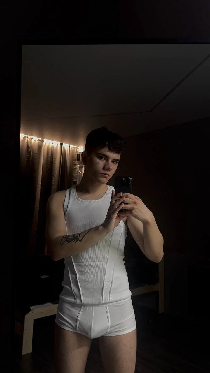 XXX Porn Photo of Nude MaxWoolf 9