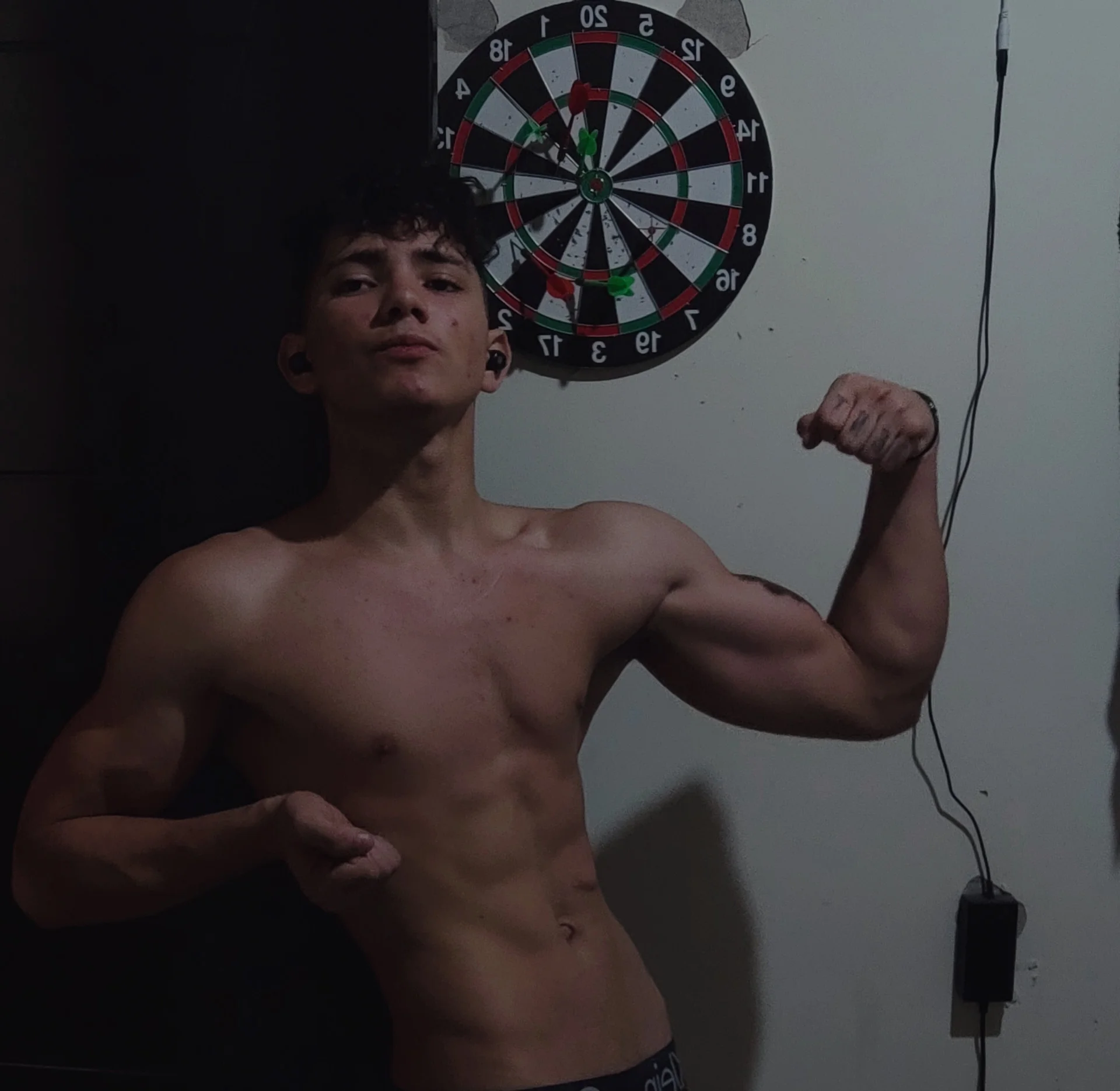 XXX Porn Photo of Nude james_scott18 2
