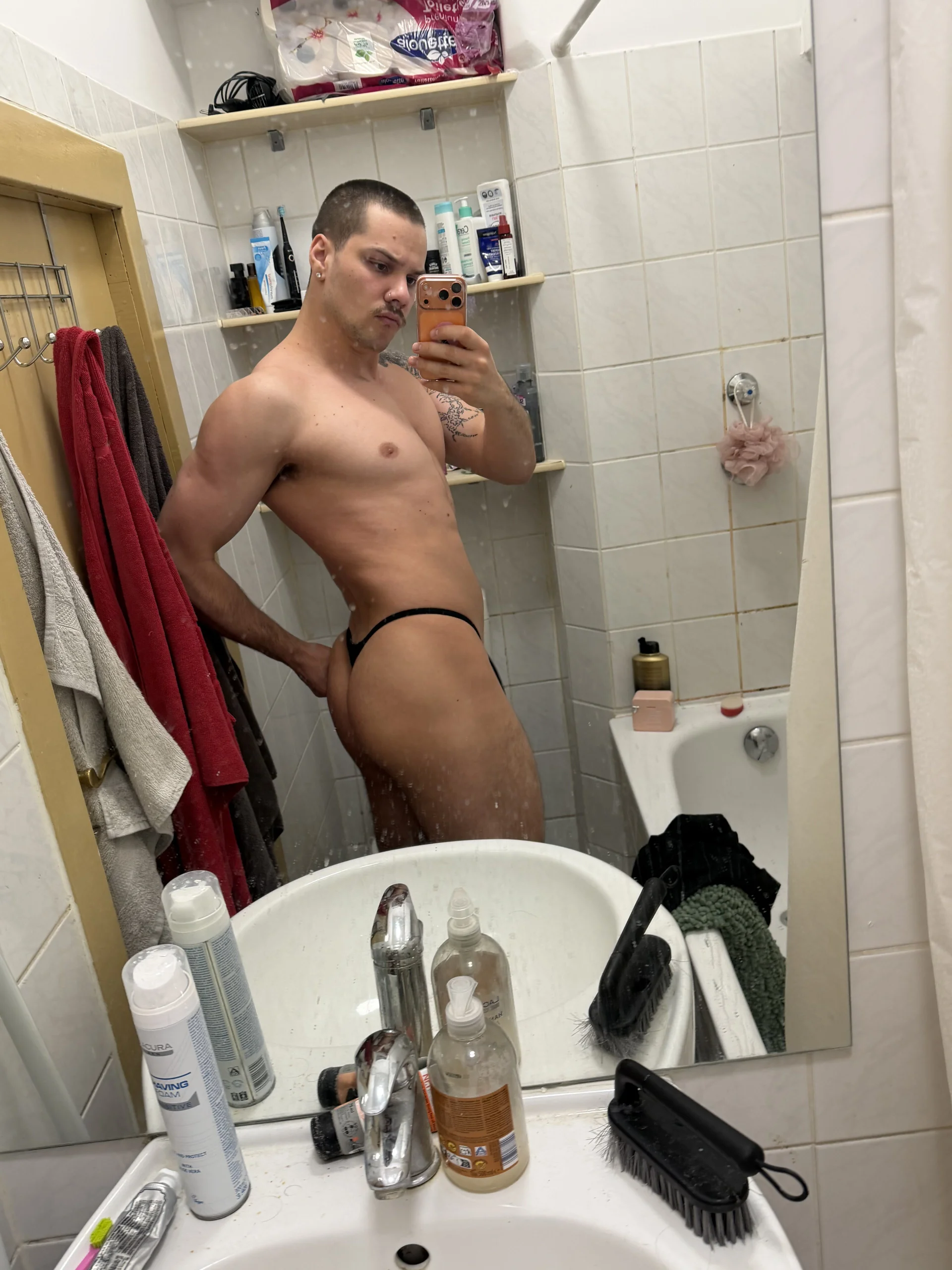 XXX Porn Photo of Nude rommmika 2