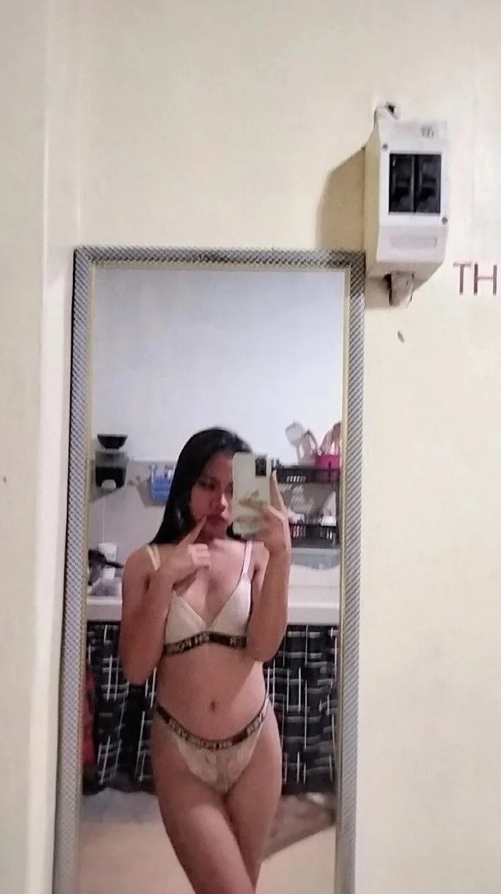 XXX Porn Photo of Nude FrancineGarcia 11