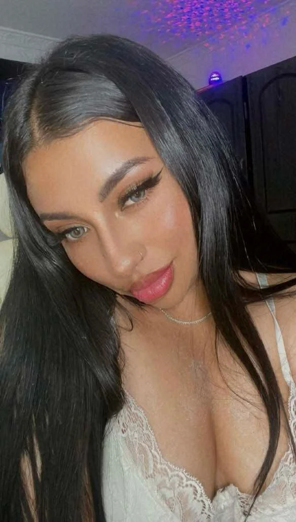 XXX Porn Photo of Nude Issa_Santana 22