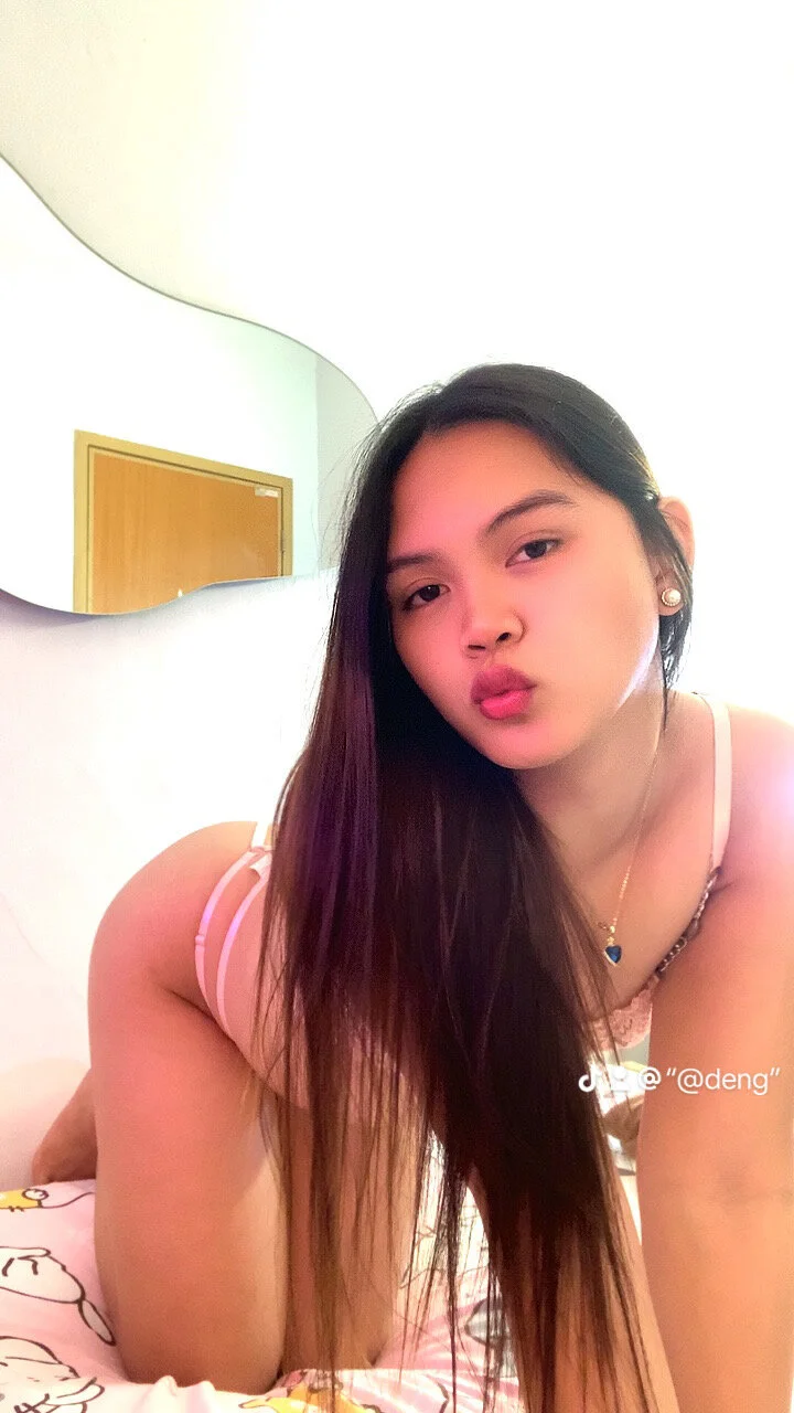 XXX Porn Photo of Nude ameliamaureen 3