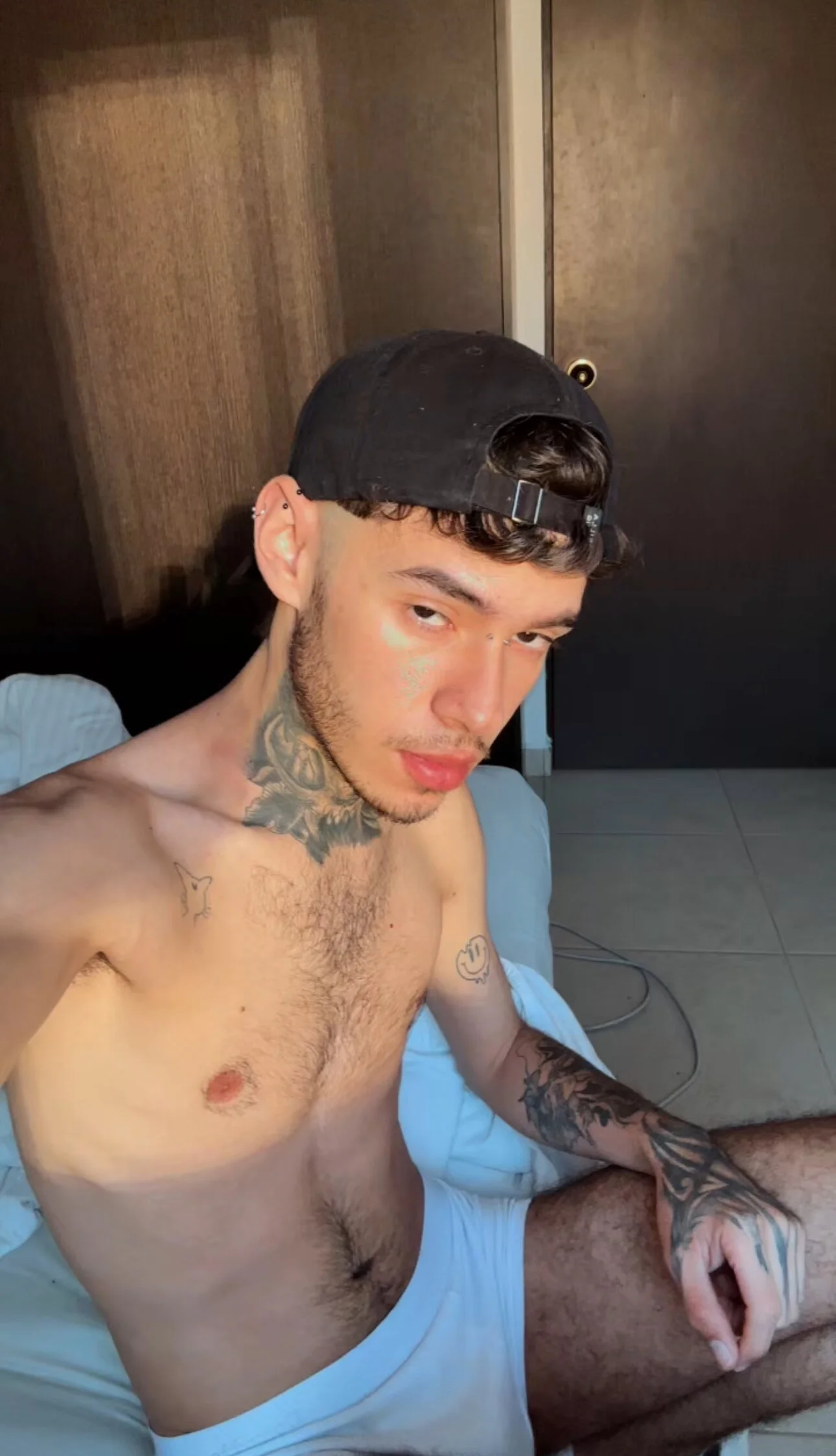 XXX Porn Photo of Nude Arteemiiis 2