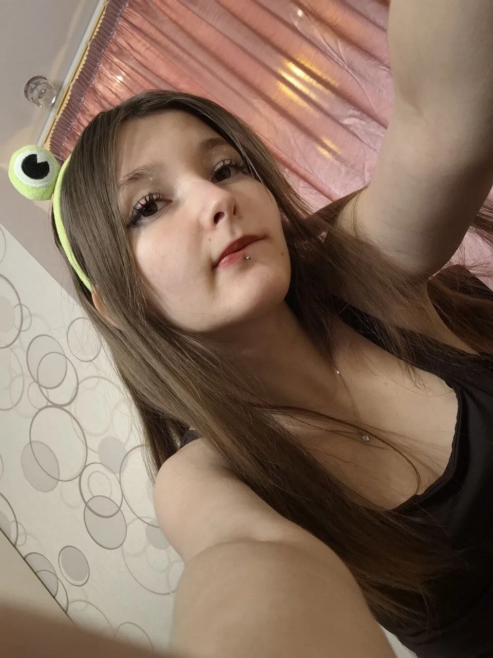 XXX Porn Photo of Nude DongMolt 365
