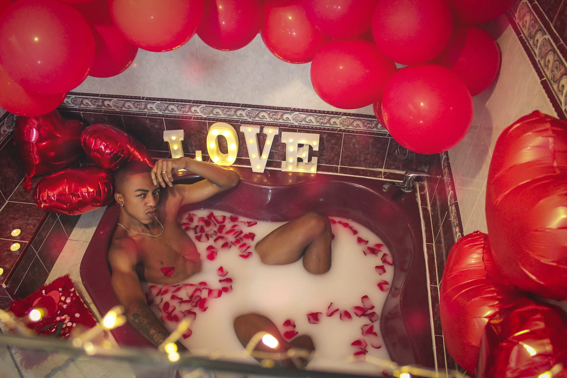 XXX Porn Photo of Nude YeremiBrowm 23