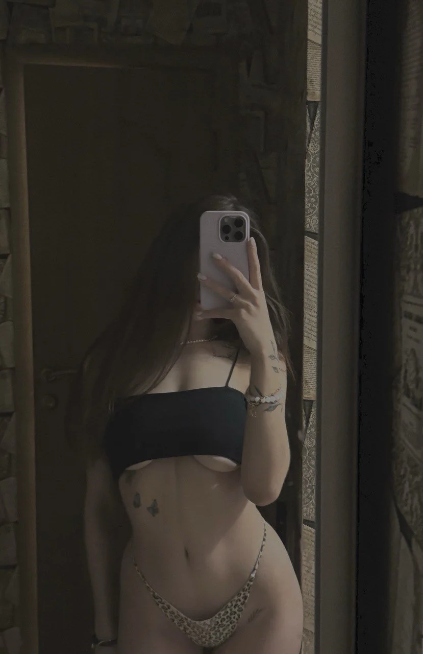 XXX Porn Photo of Nude VirginiaHouston 9