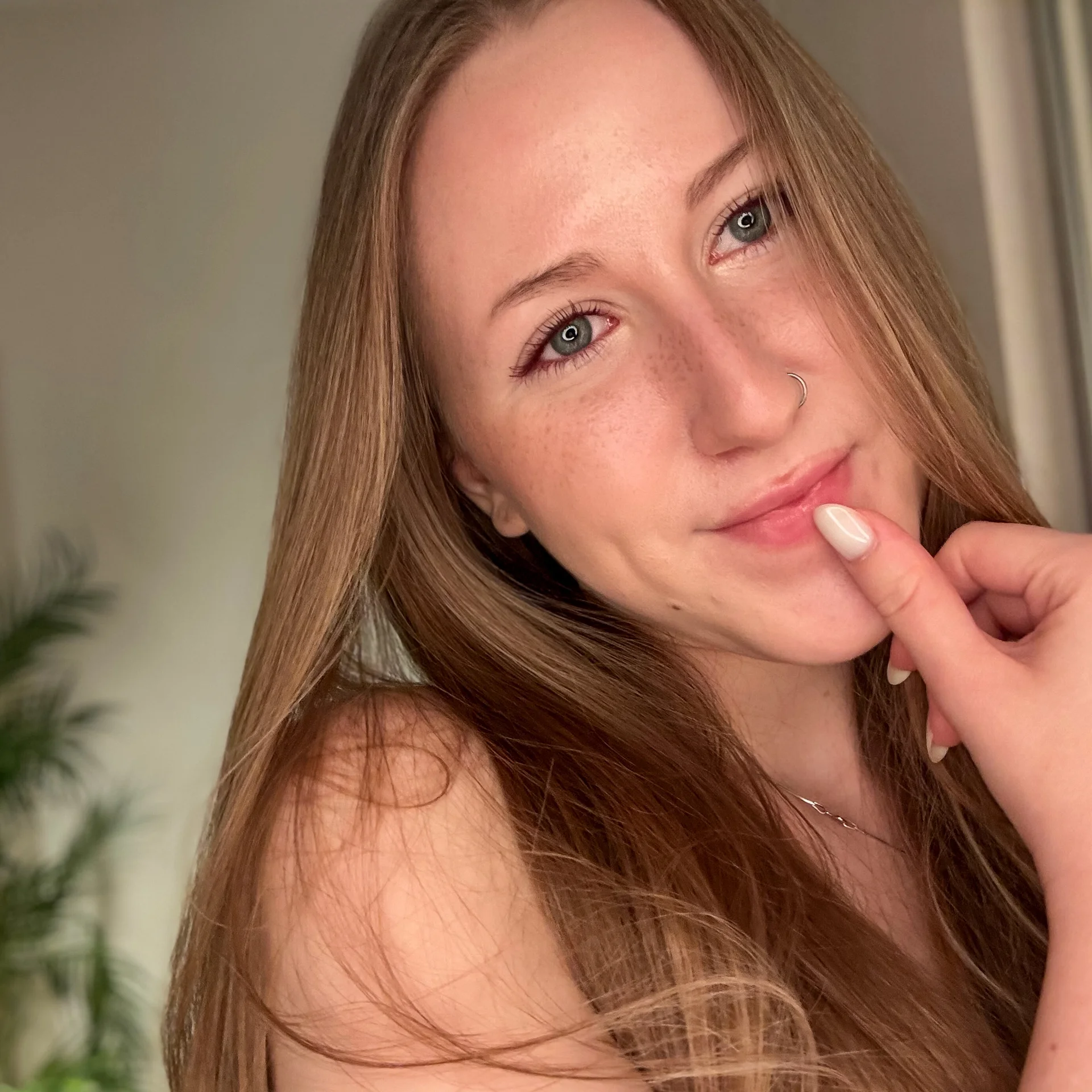 XXX Porn Photo of Nude hanycassie 3