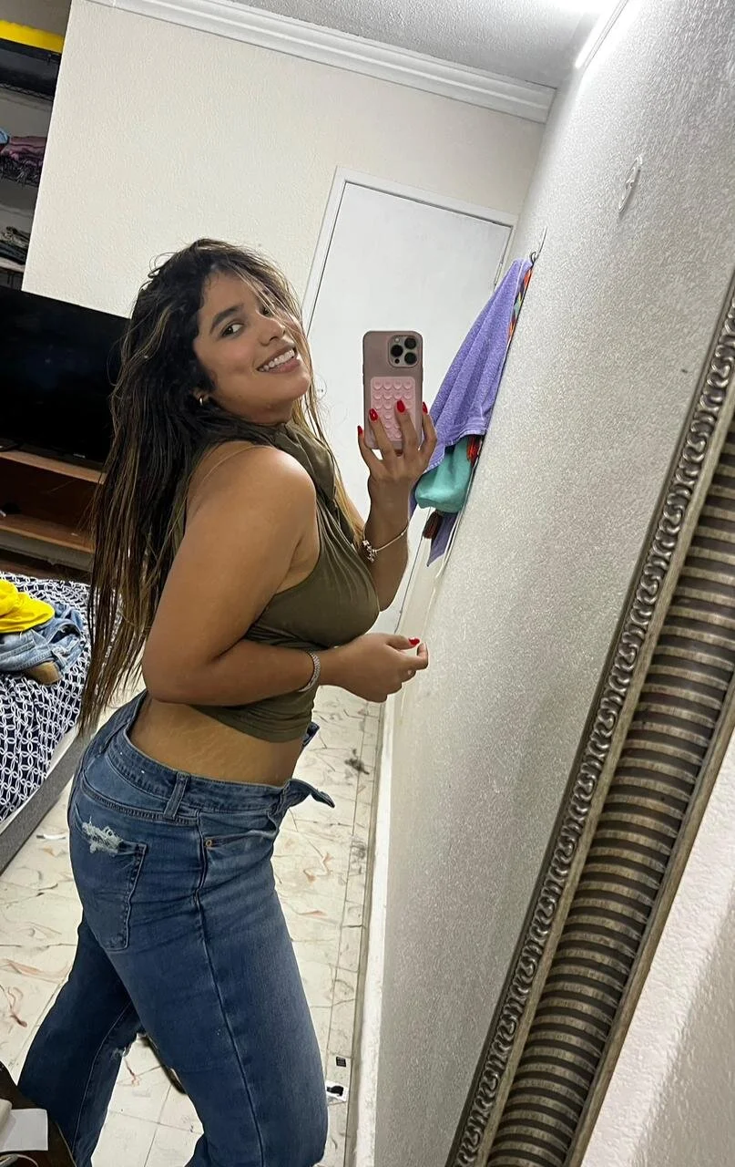 XXX Porn Photo of Nude liz_ariza4u 2