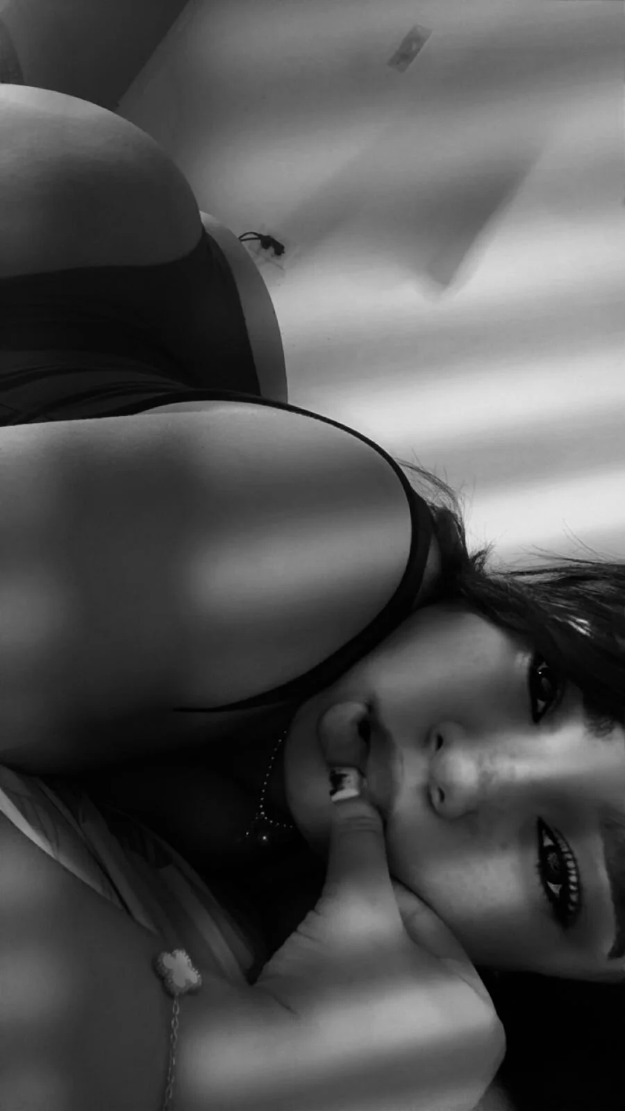 XXX Porn Photo of Nude MarianaHot7 1