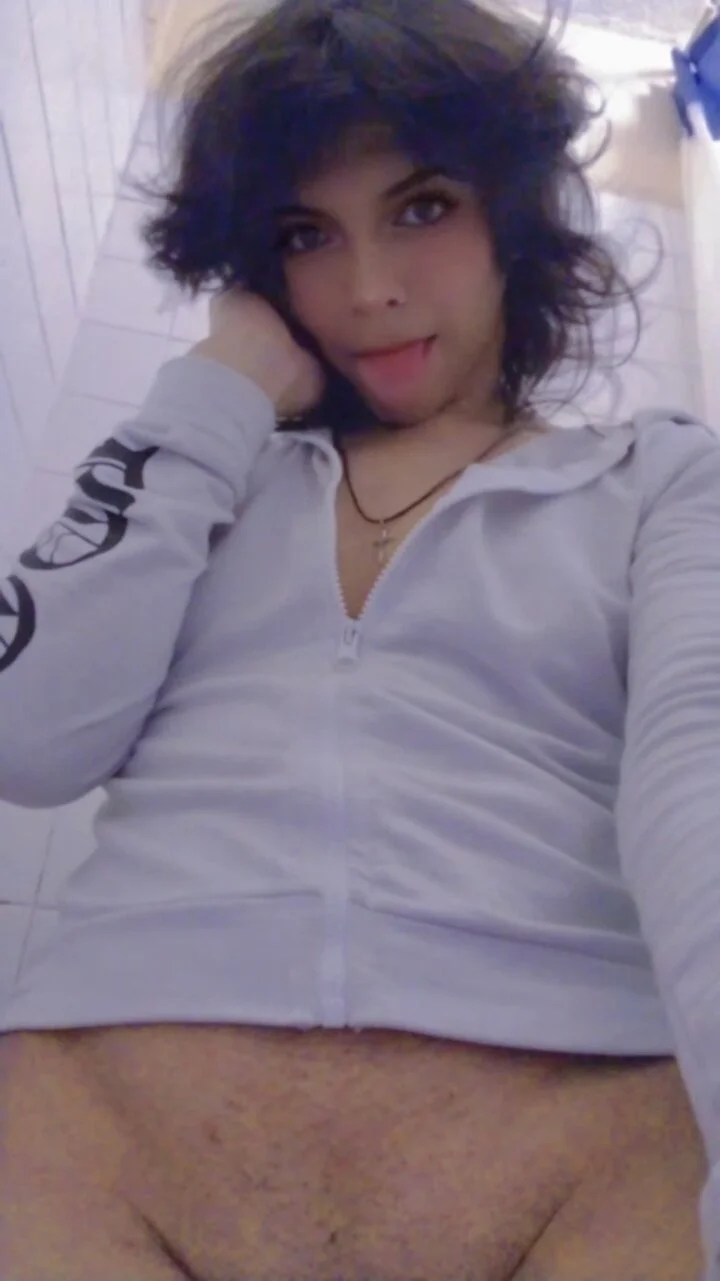 XXX Porn Photo of Nude Liil_bunny 22