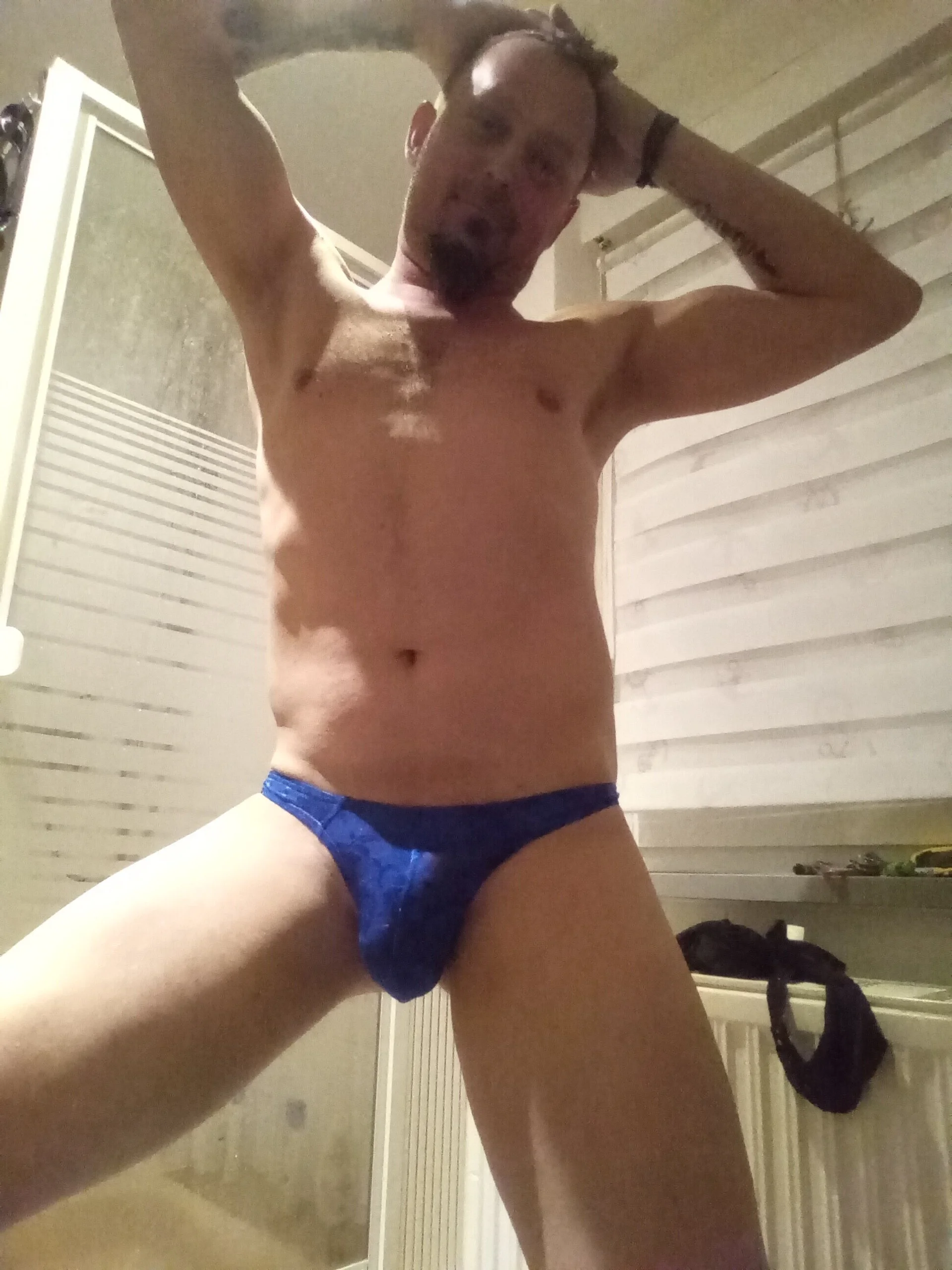 XXX Porn Photo of Nude Majorronny 2