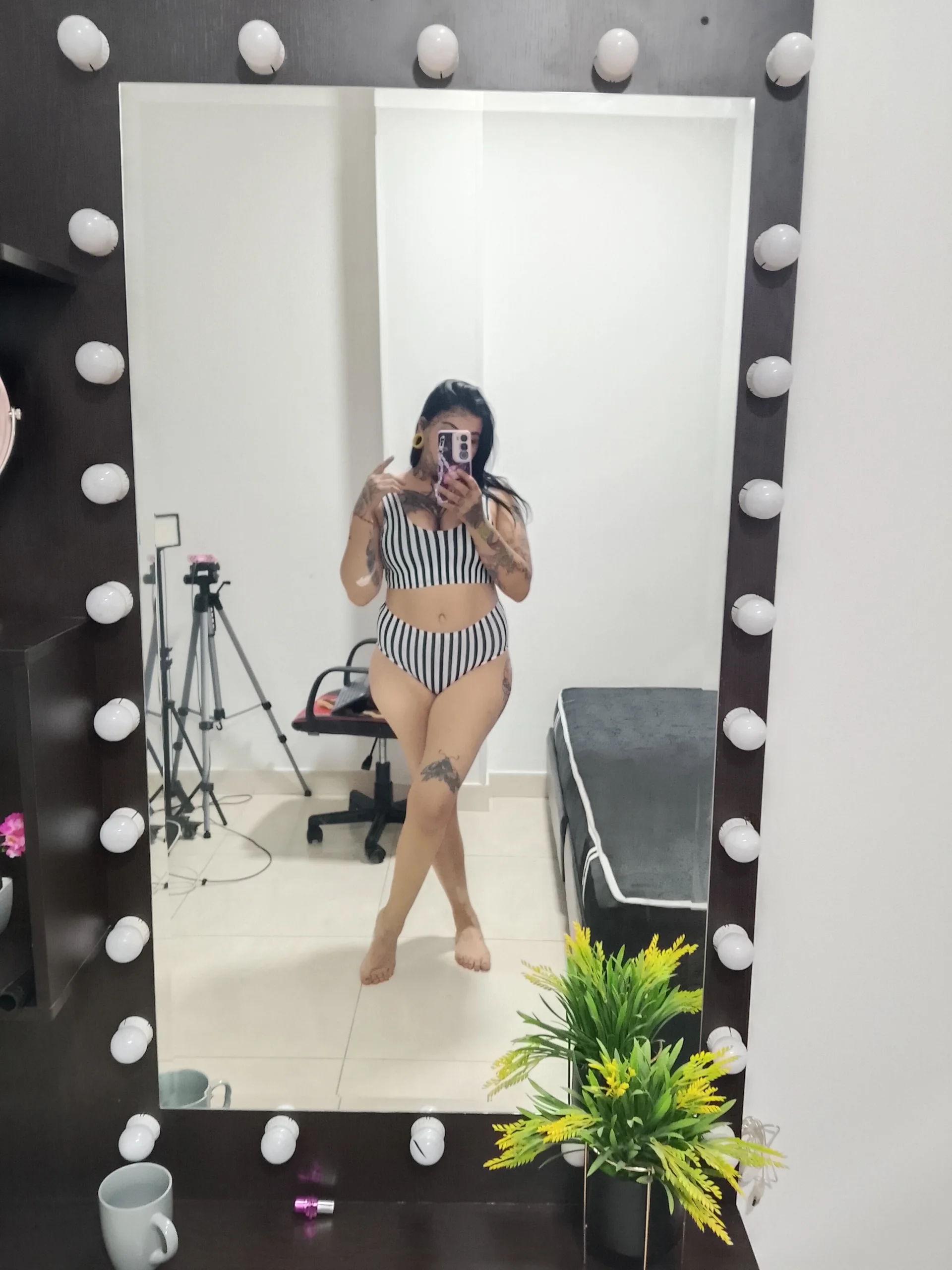 XXX Porn Photo of Nude luci_fer2311 3