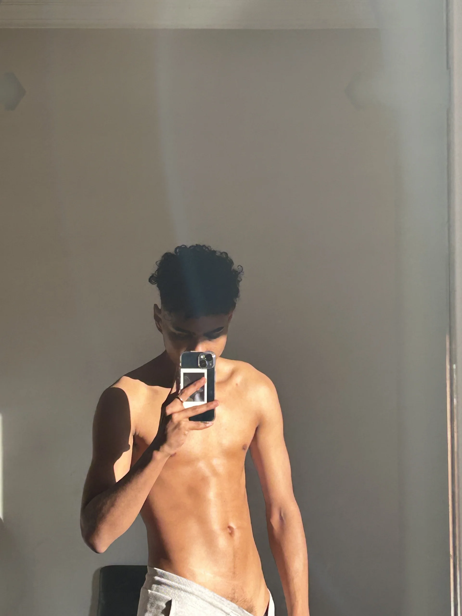 XXX Porn Photo of Nude Ryan-hot 5